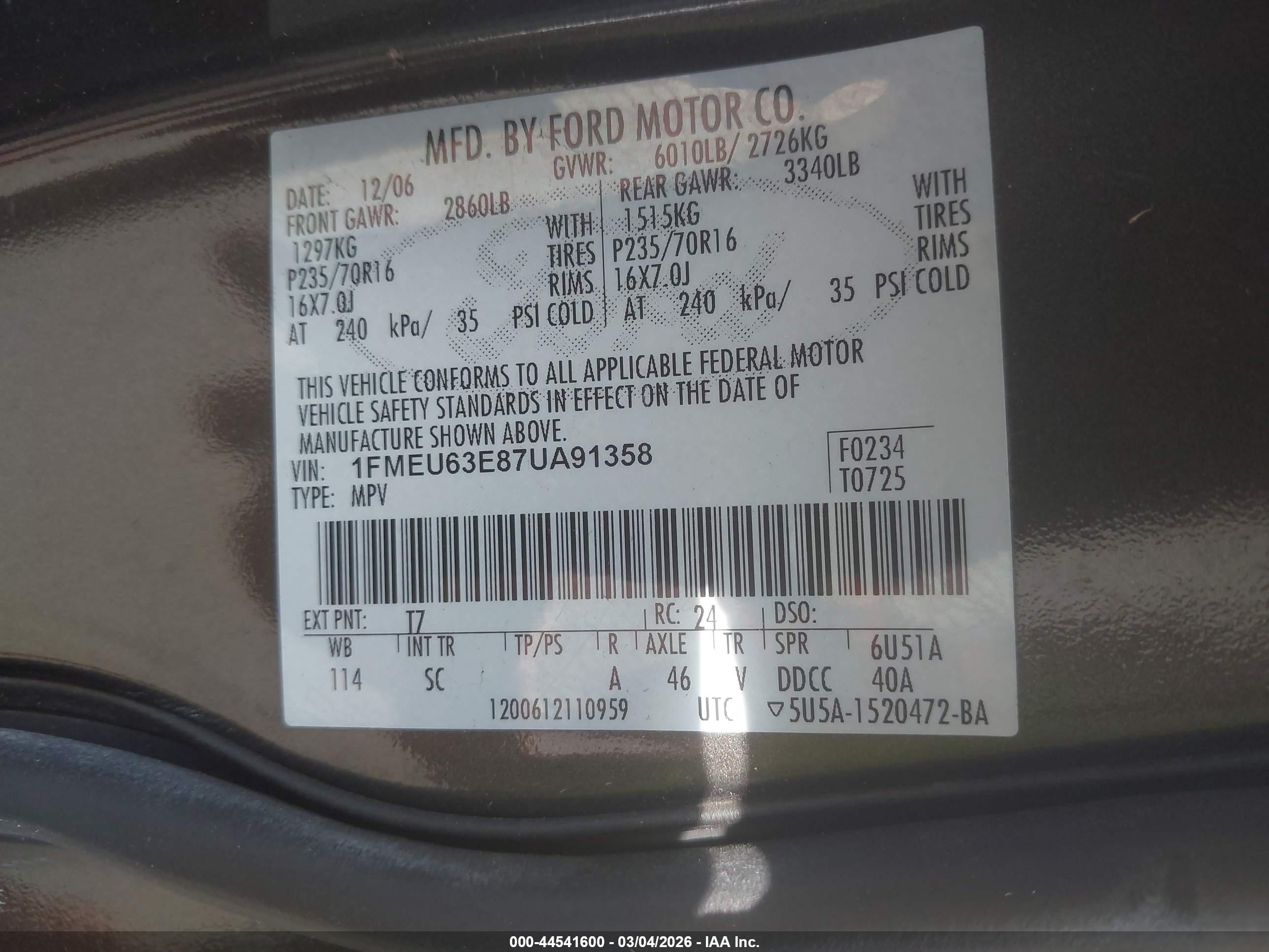 FORD EXPLORER image 9