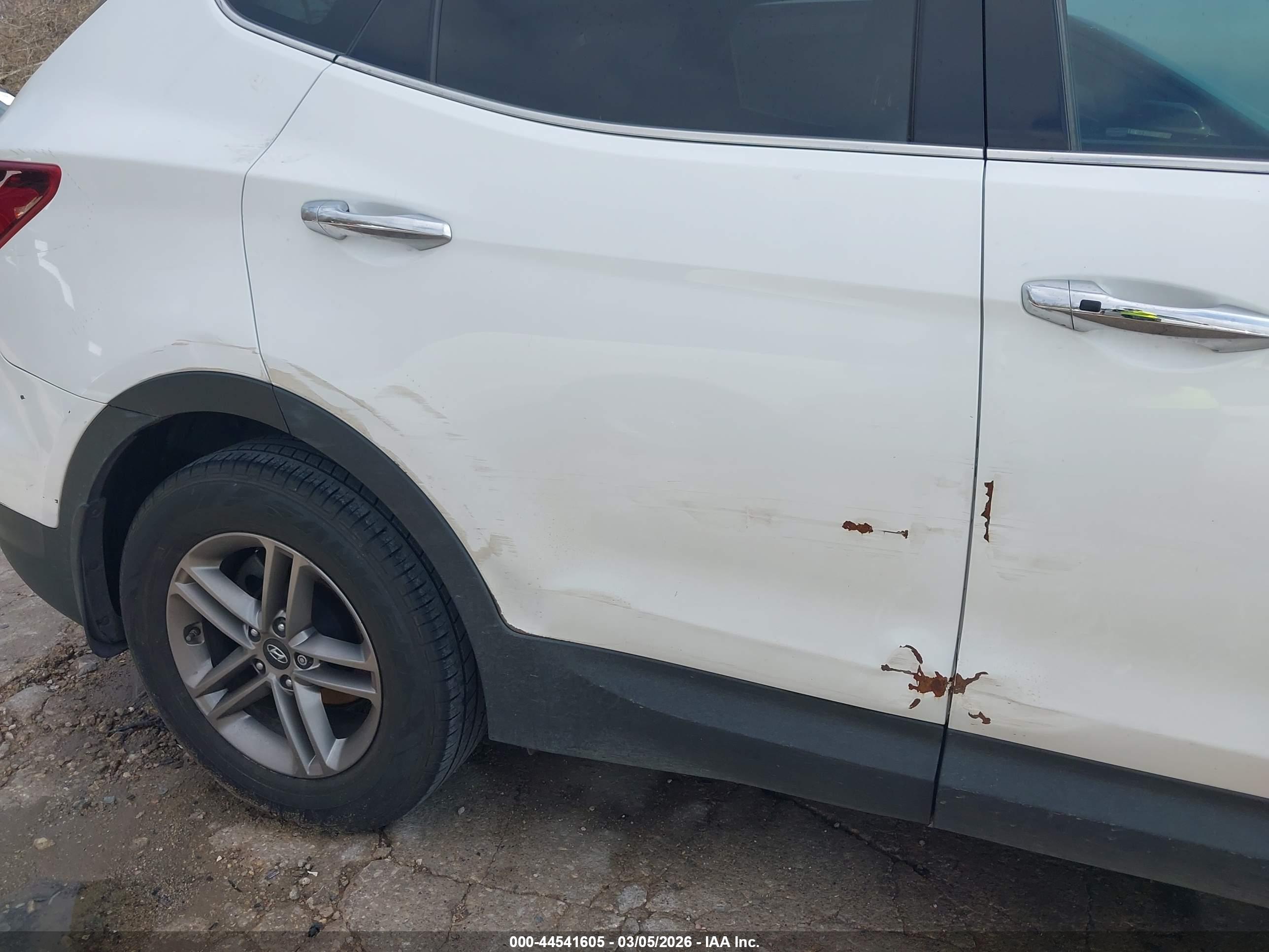 HYUNDAI SANTA image 6