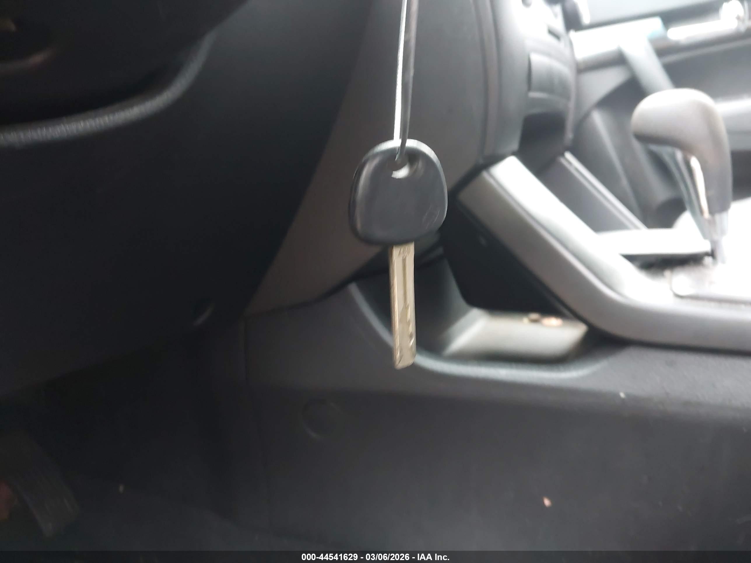 KIA SORENTO image 11