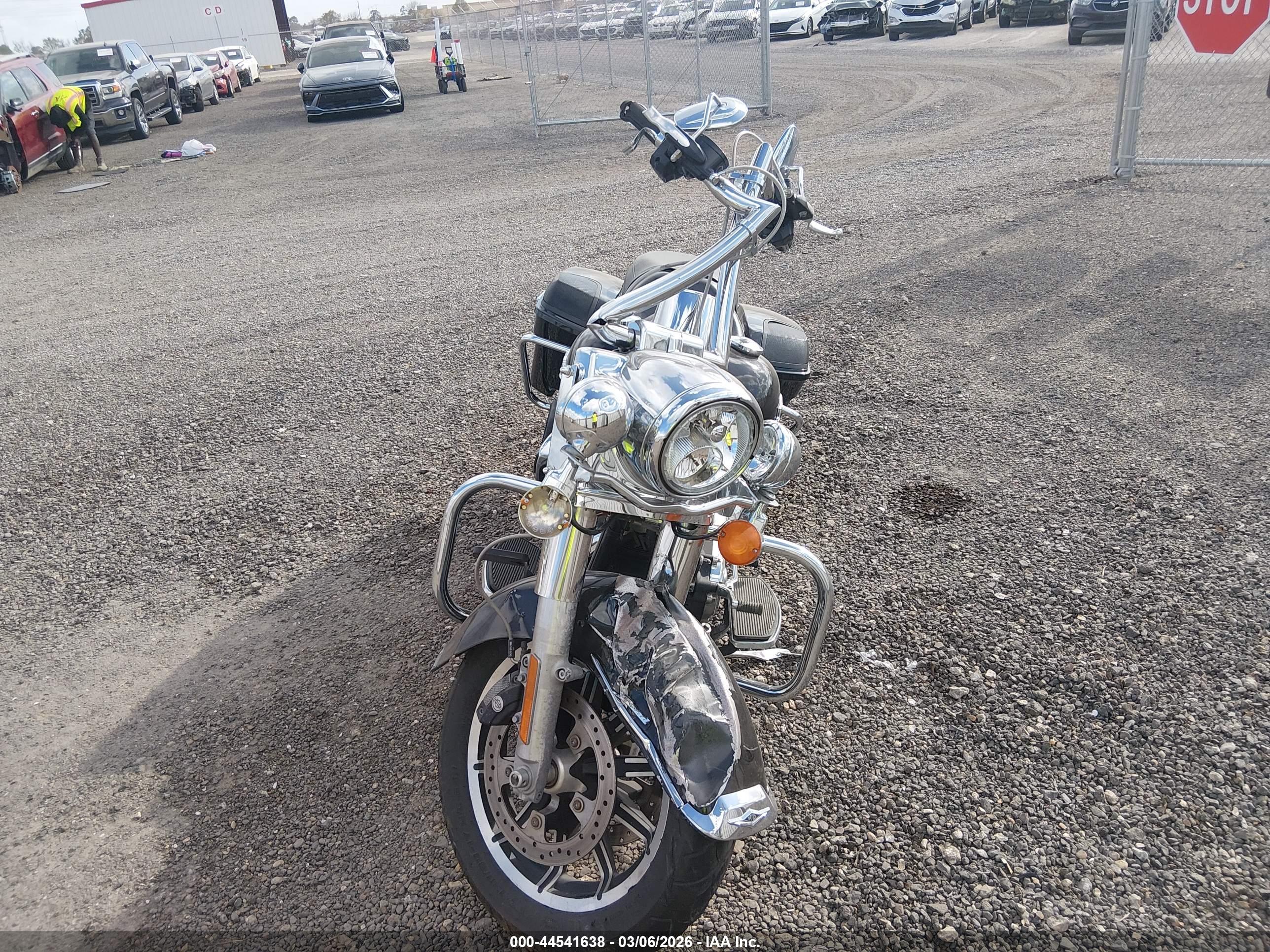 HARLEY-DAVIDSON FLHR image 5