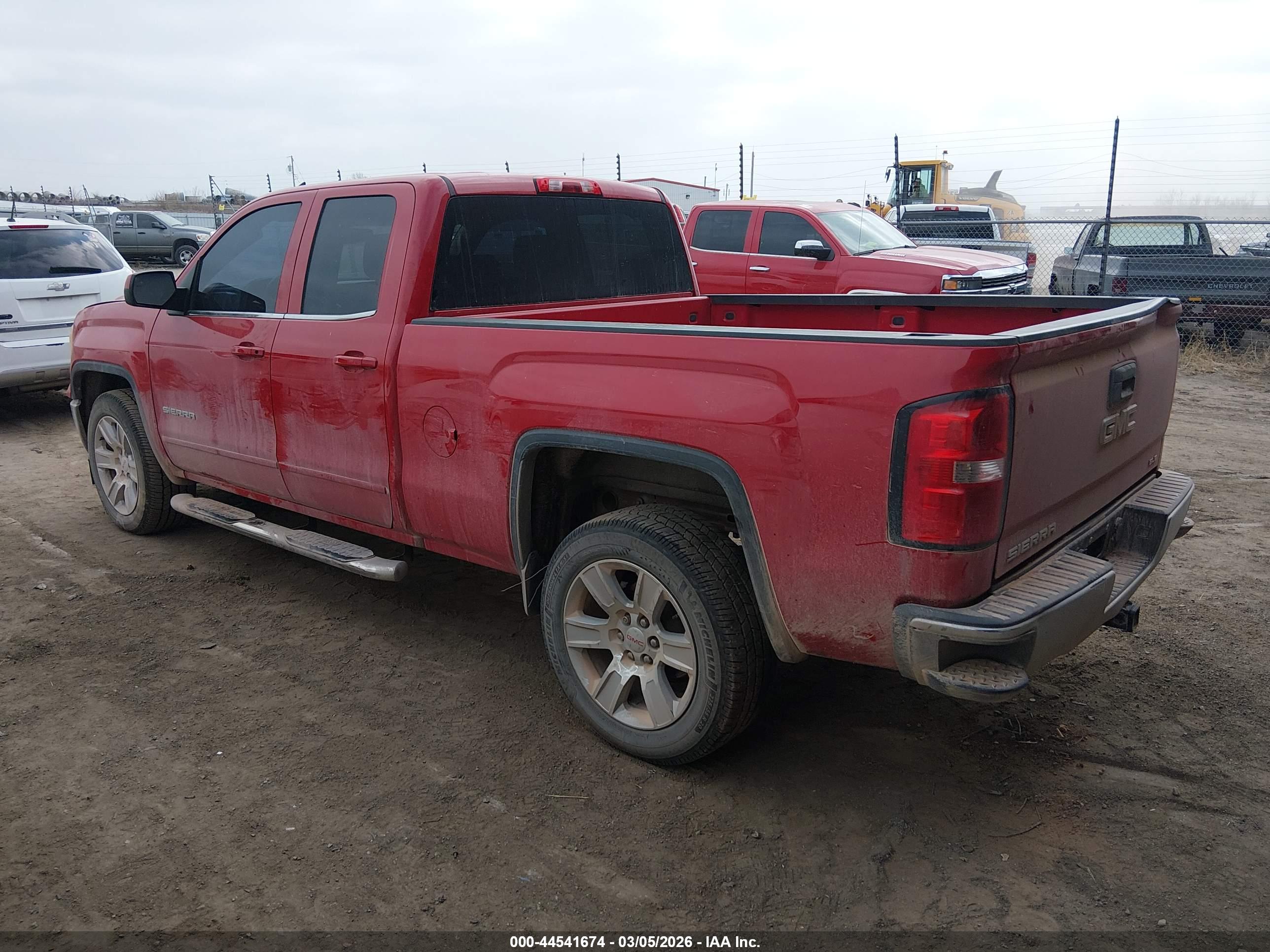 GMC SIERRA image 3