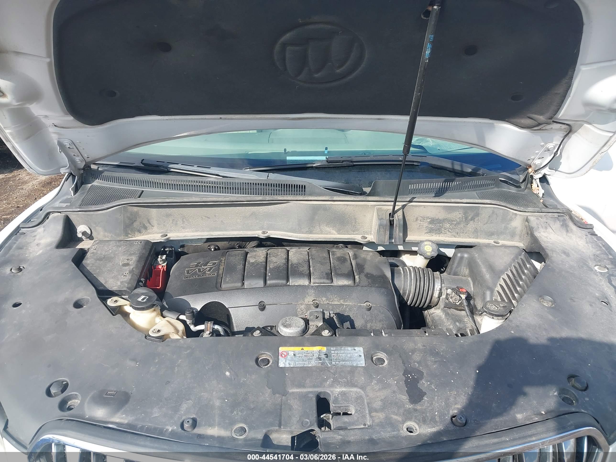 BUICK ENCLAVE image 10