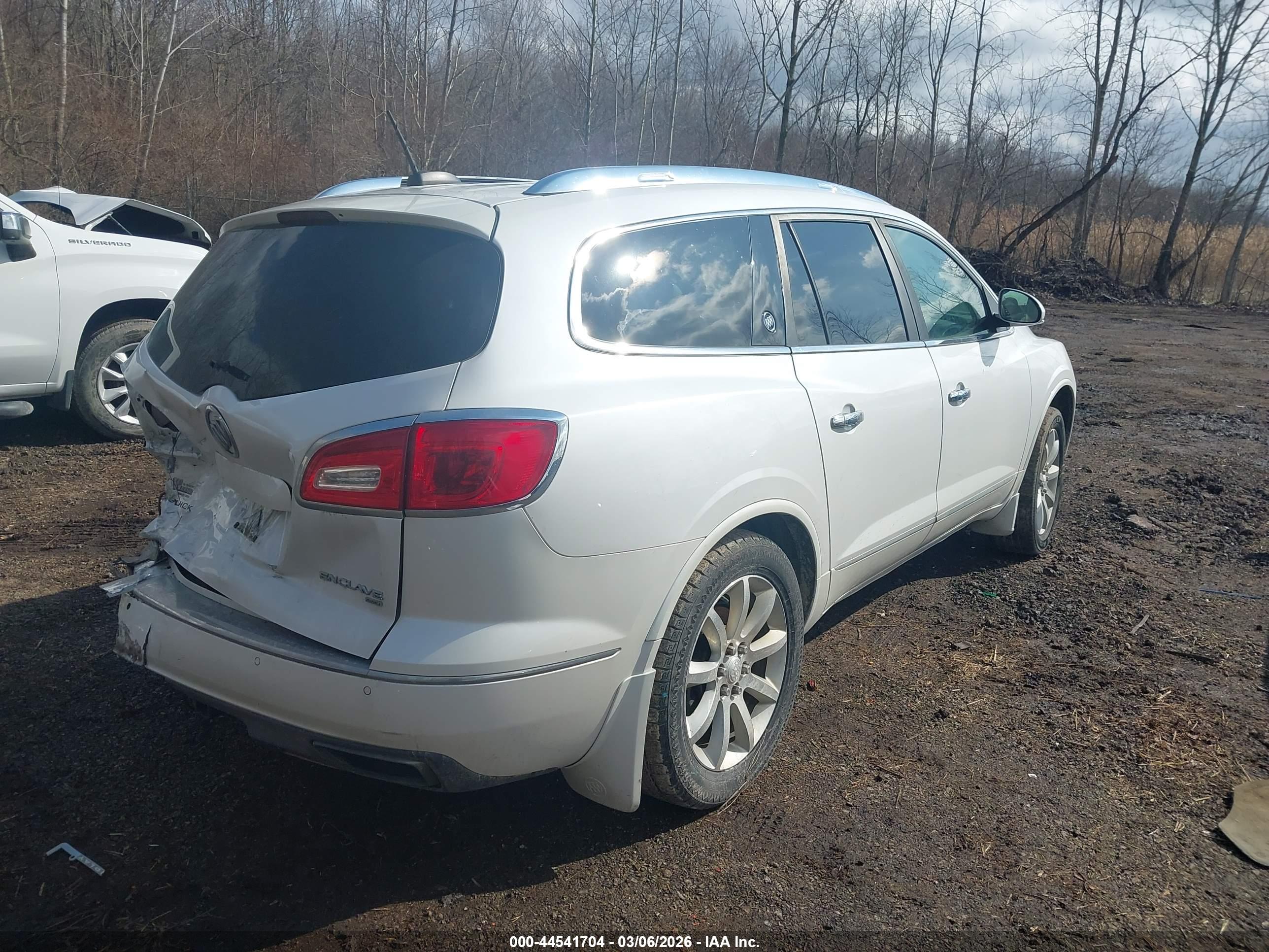 BUICK ENCLAVE image 4