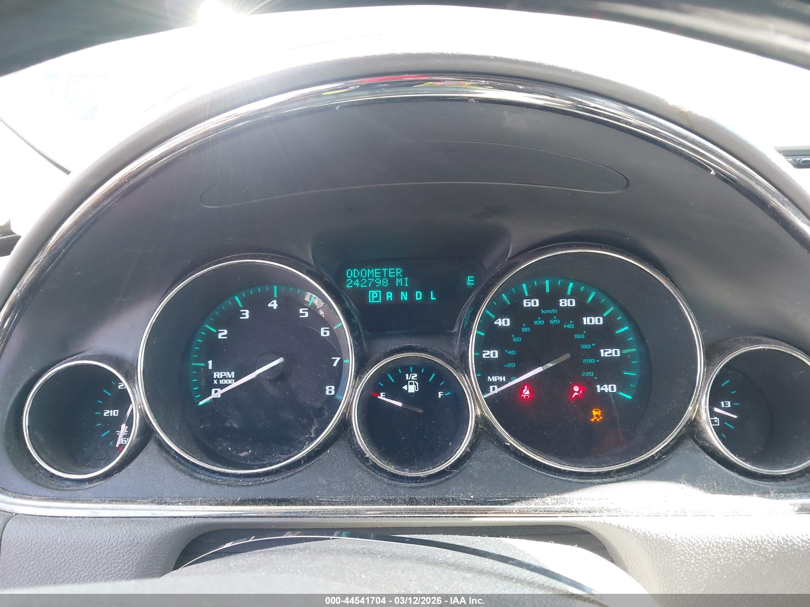 BUICK ENCLAVE image 7