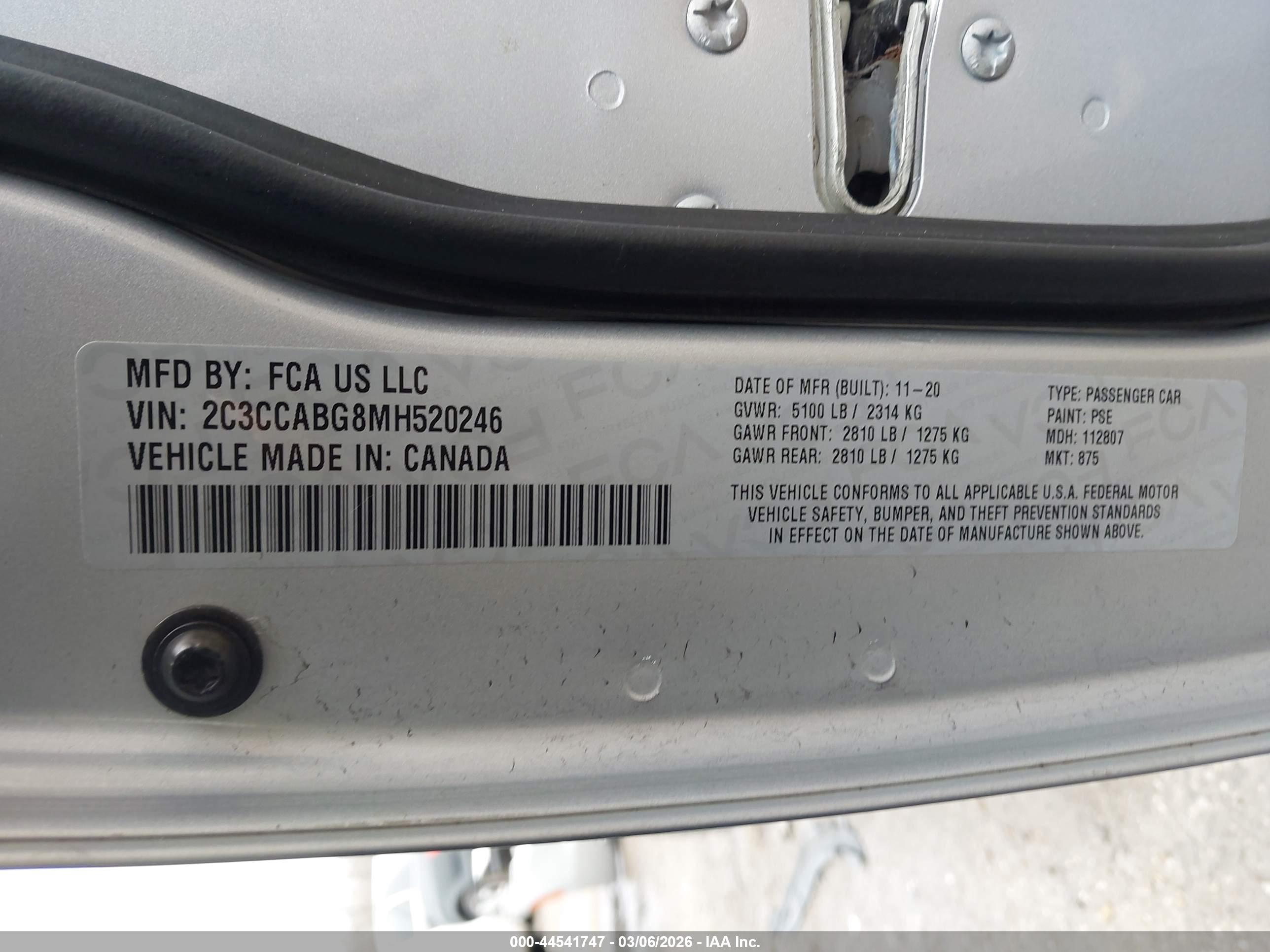 CHRYSLER 300 image 9