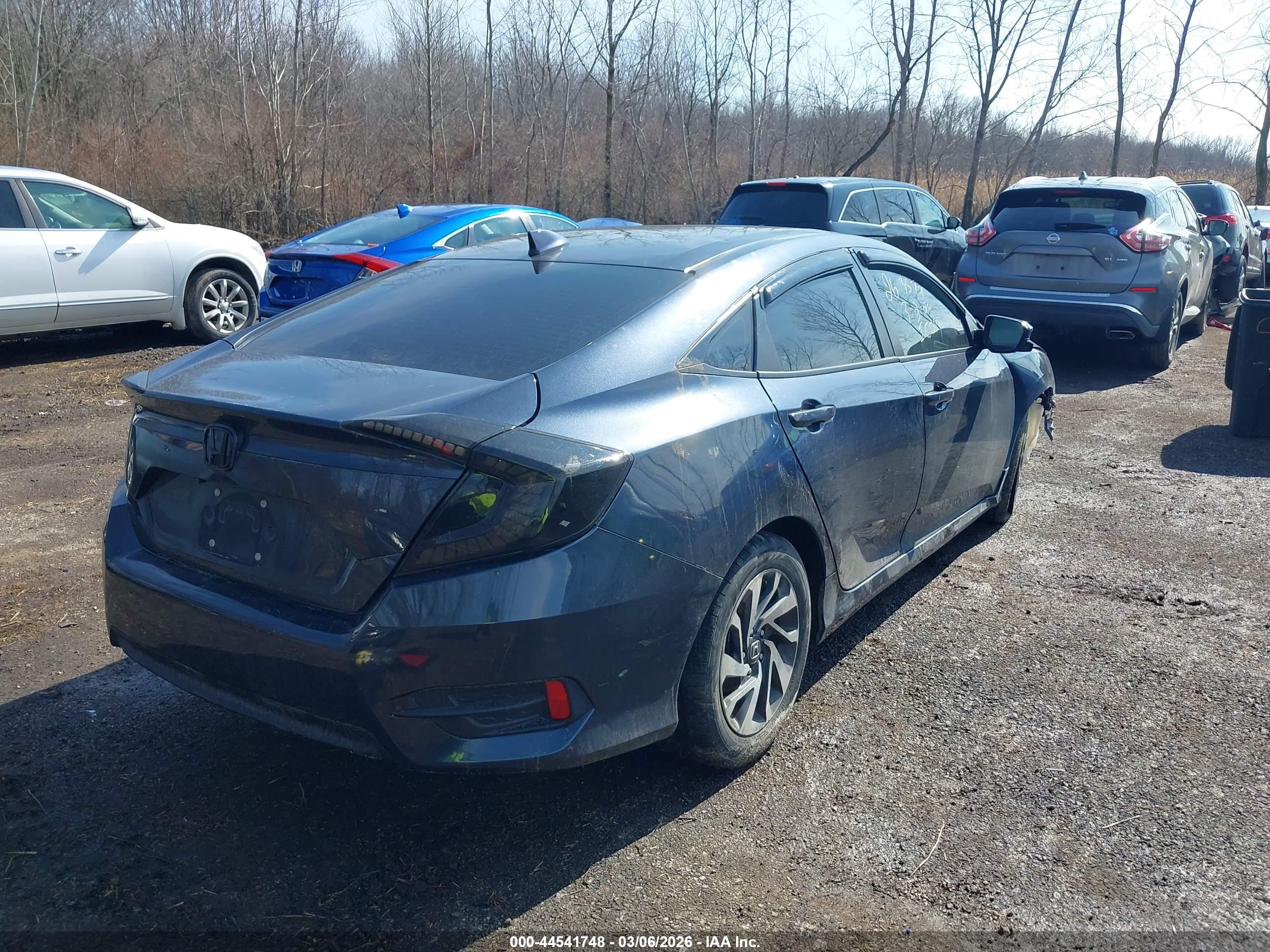 HONDA CIVIC image 4