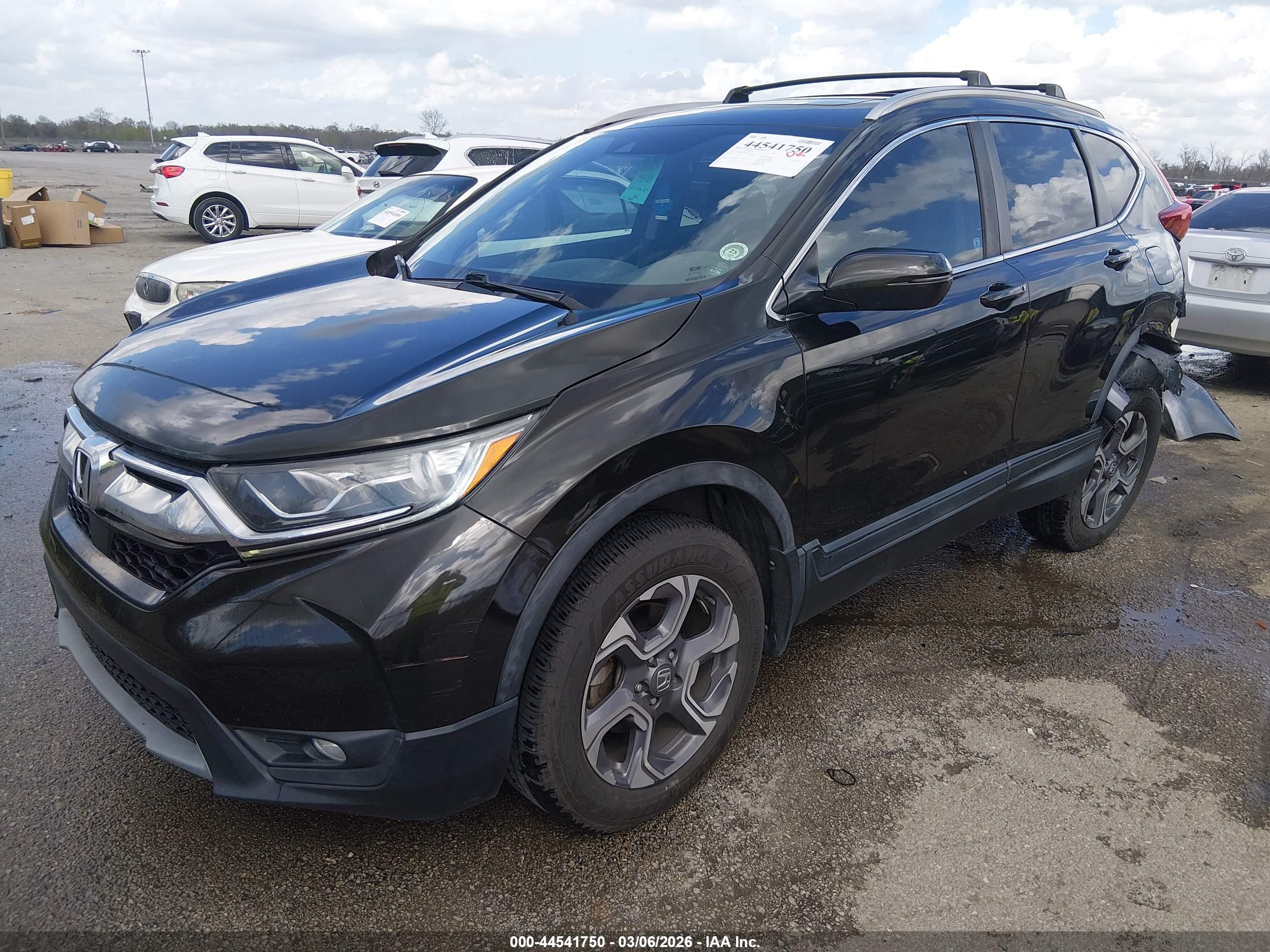 HONDA CR-V image 2