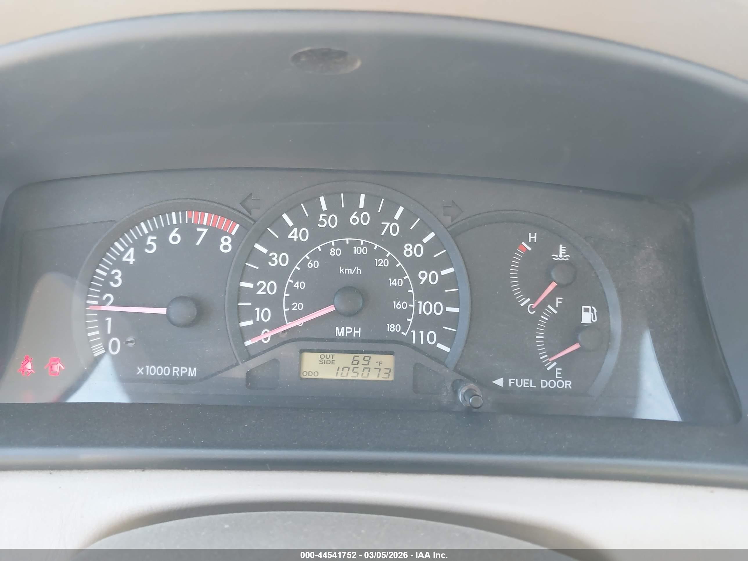 TOYOTA COROLLA image 7