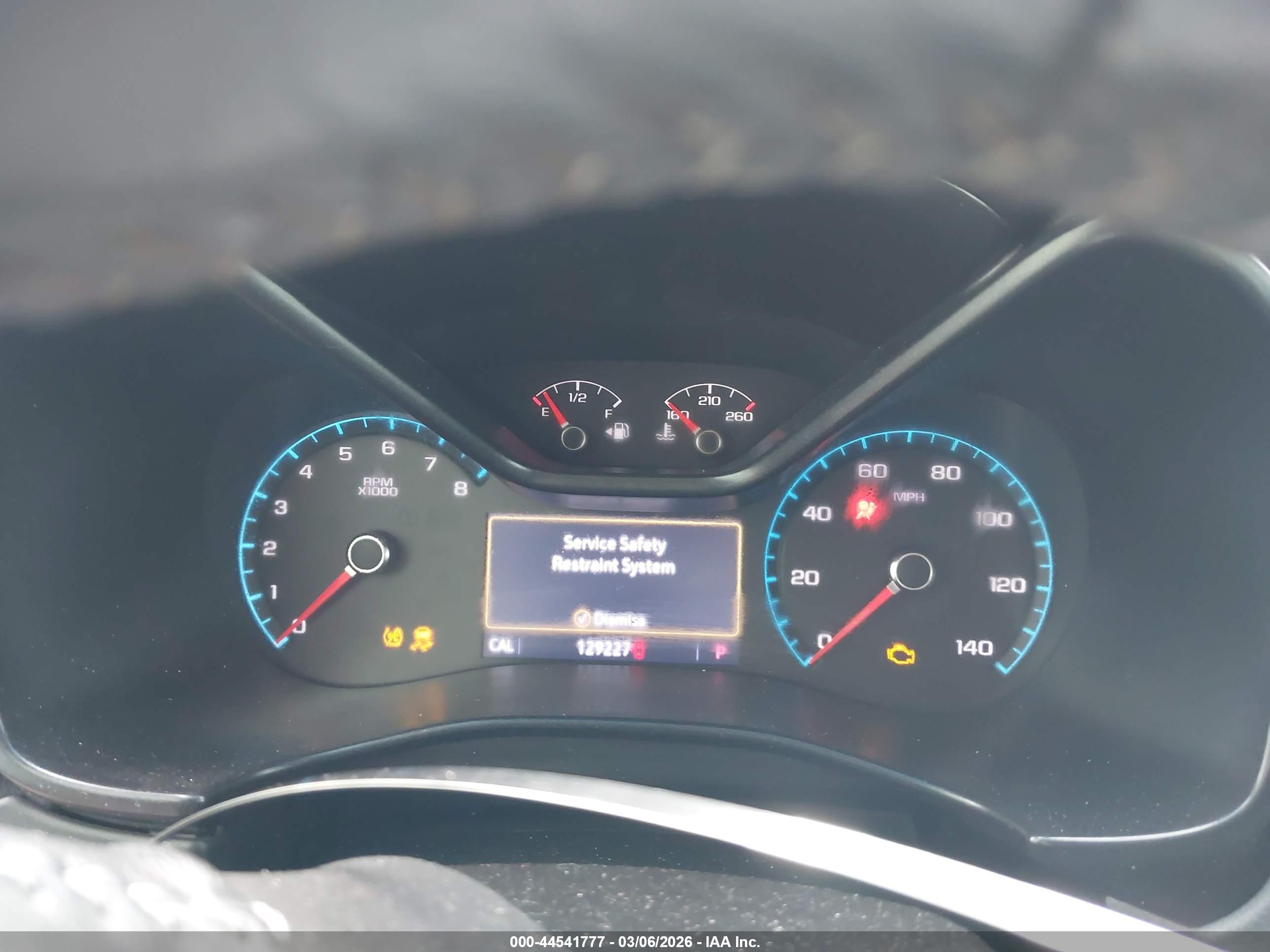 CHEVROLET COLORADO image 7