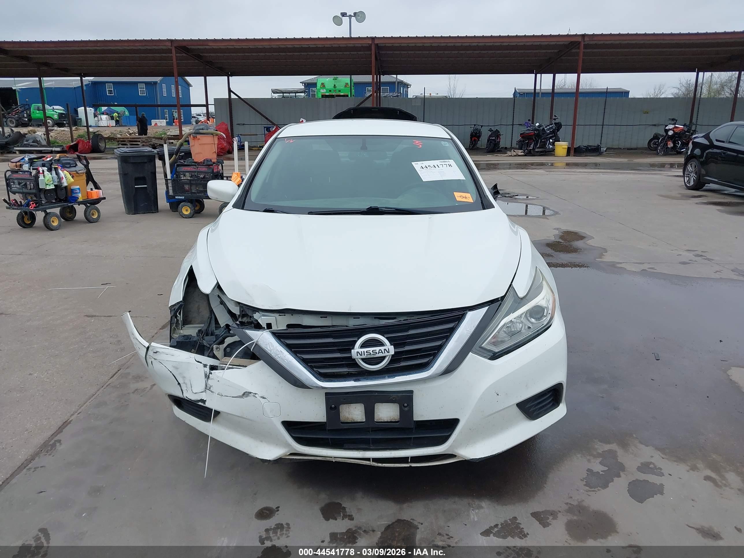 NISSAN ALTIMA image 6