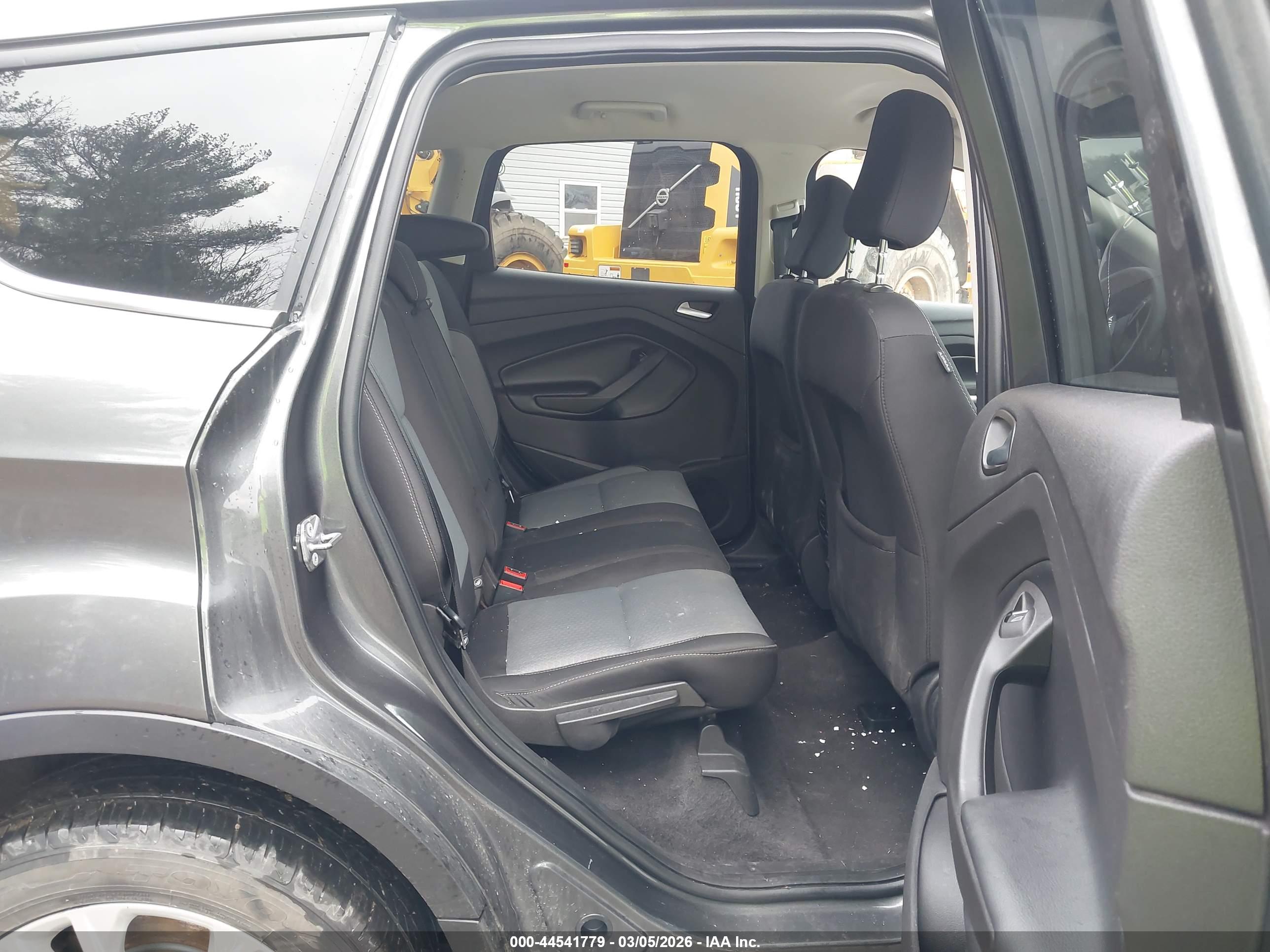 FORD ESCAPE image 8