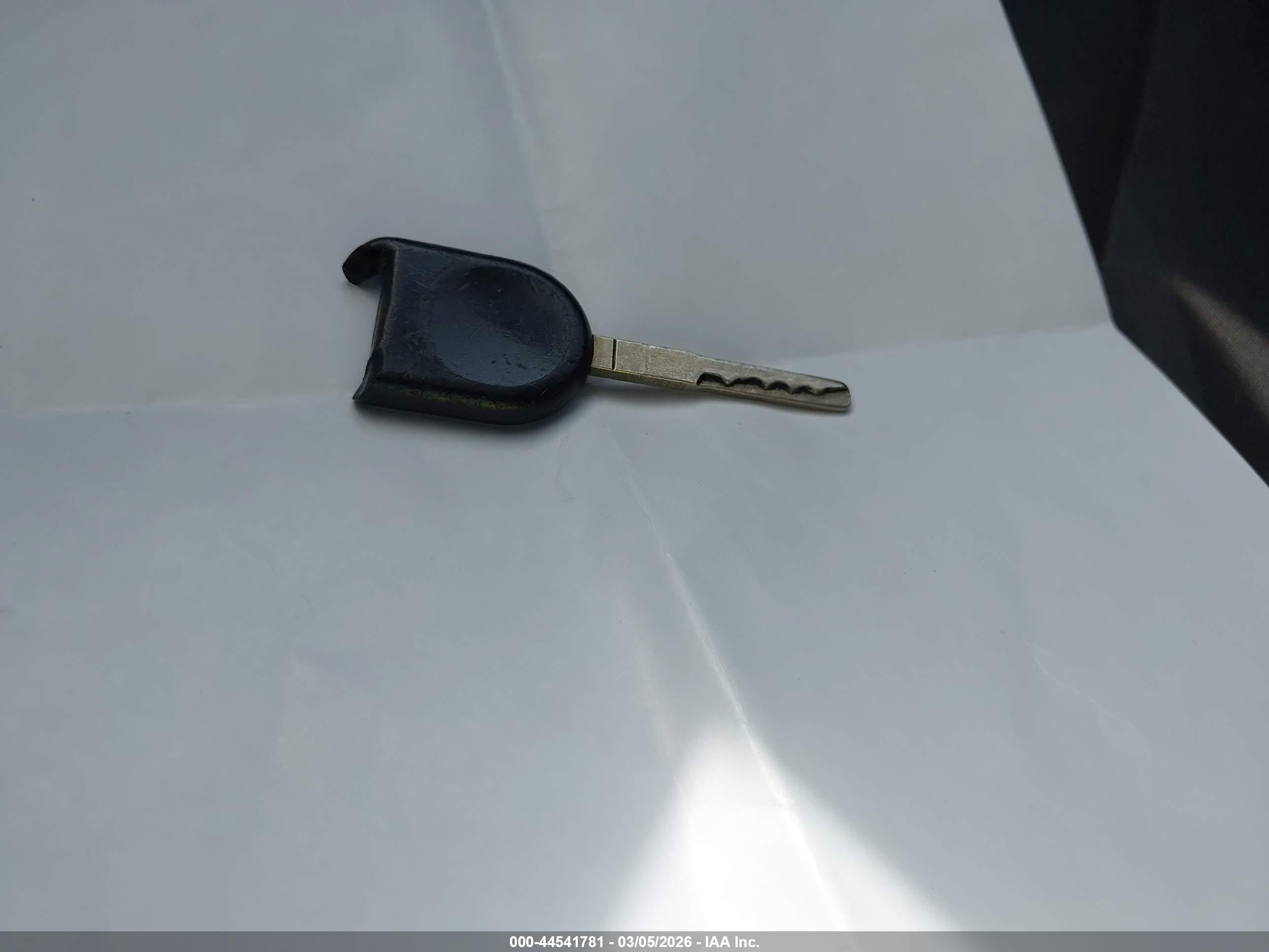 FORD FIESTA image 11