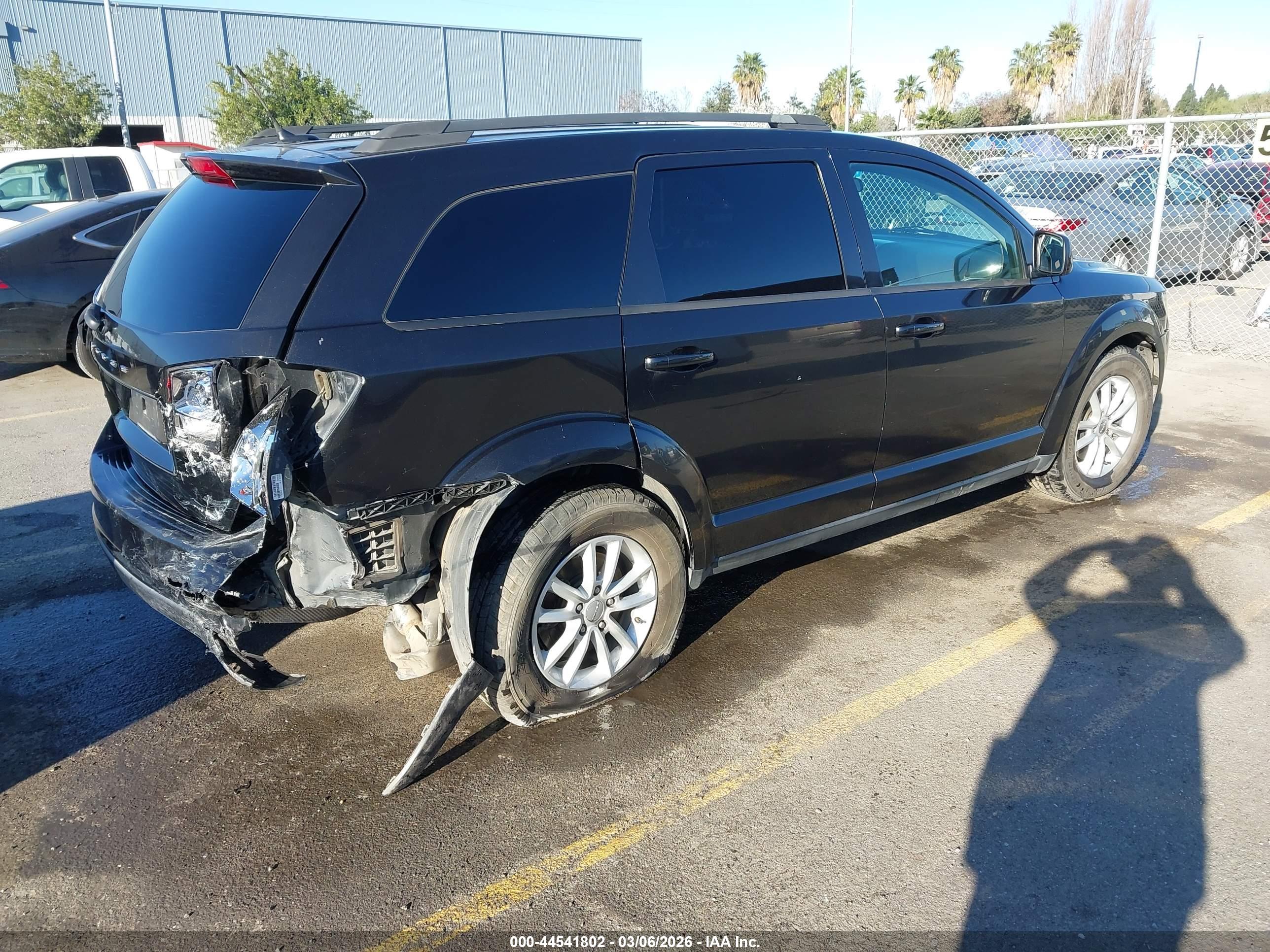 DODGE JOURNEY image 4