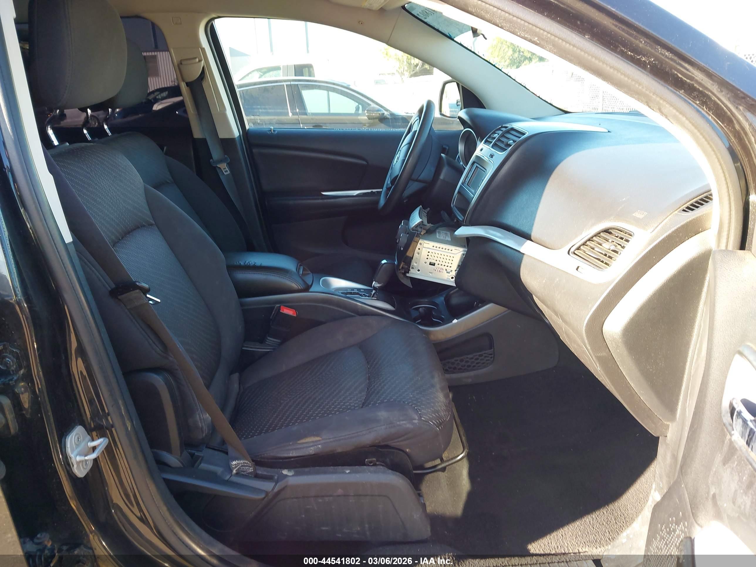 DODGE JOURNEY image 5