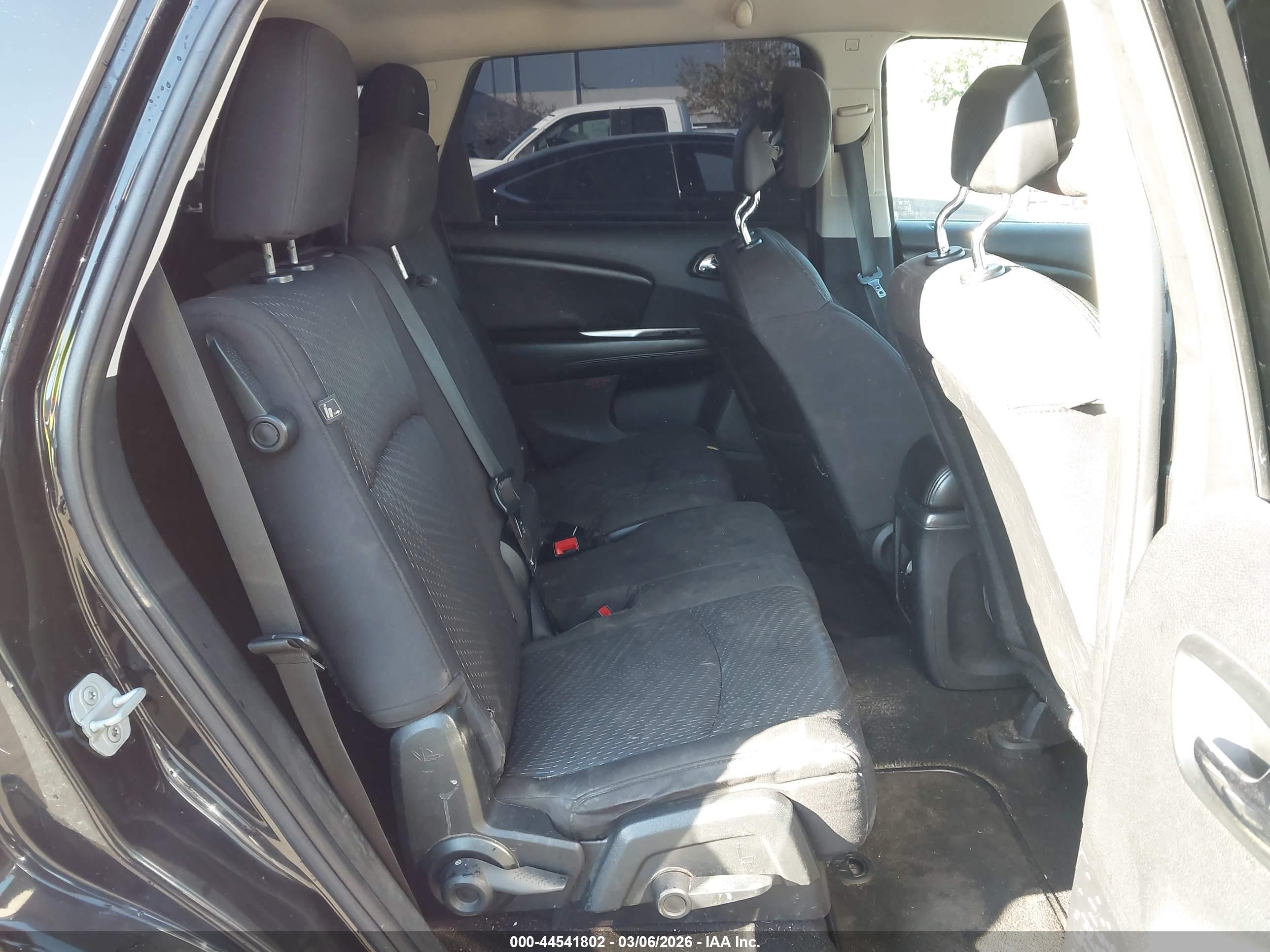 DODGE JOURNEY image 8
