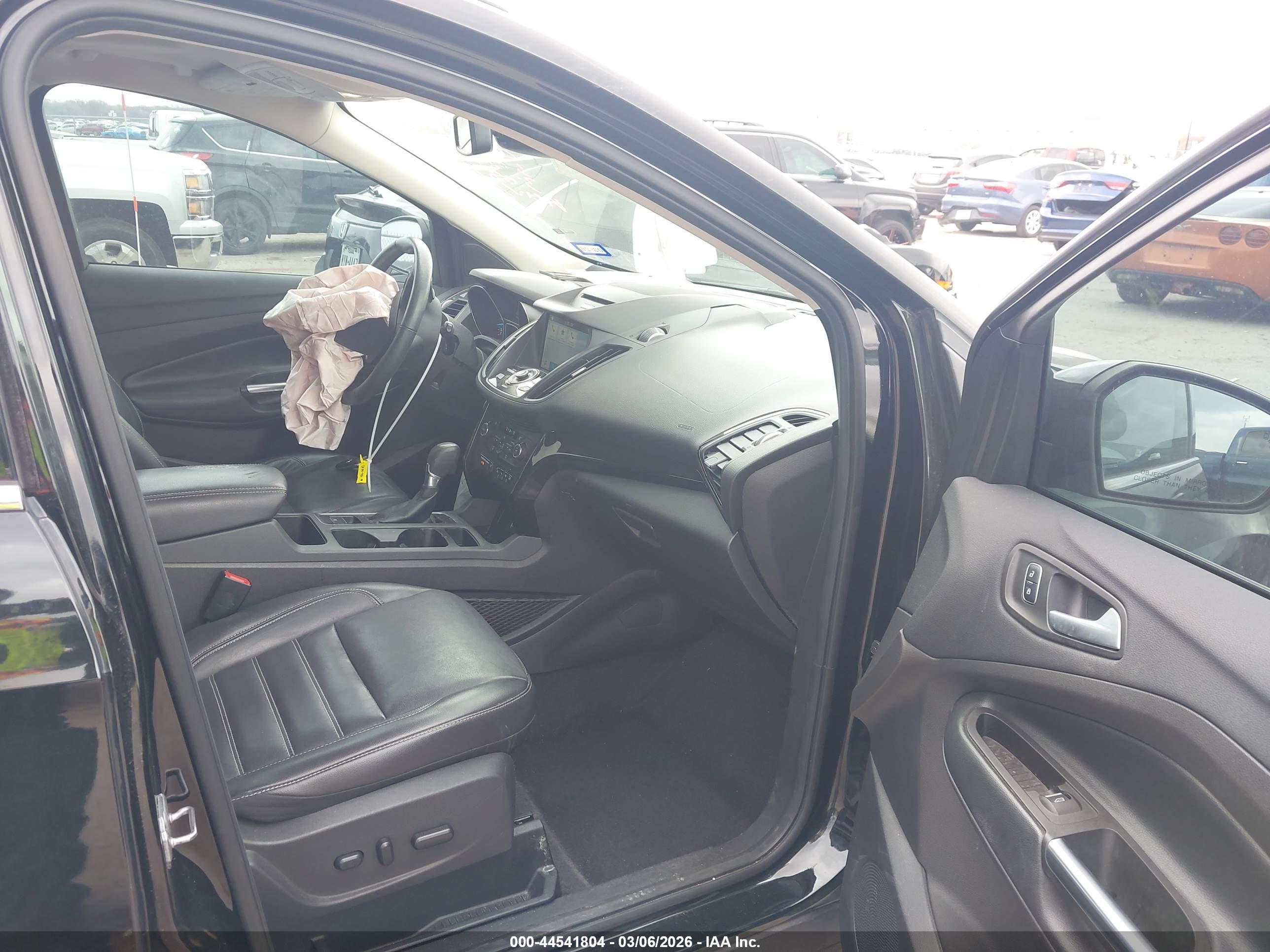 FORD ESCAPE image 5