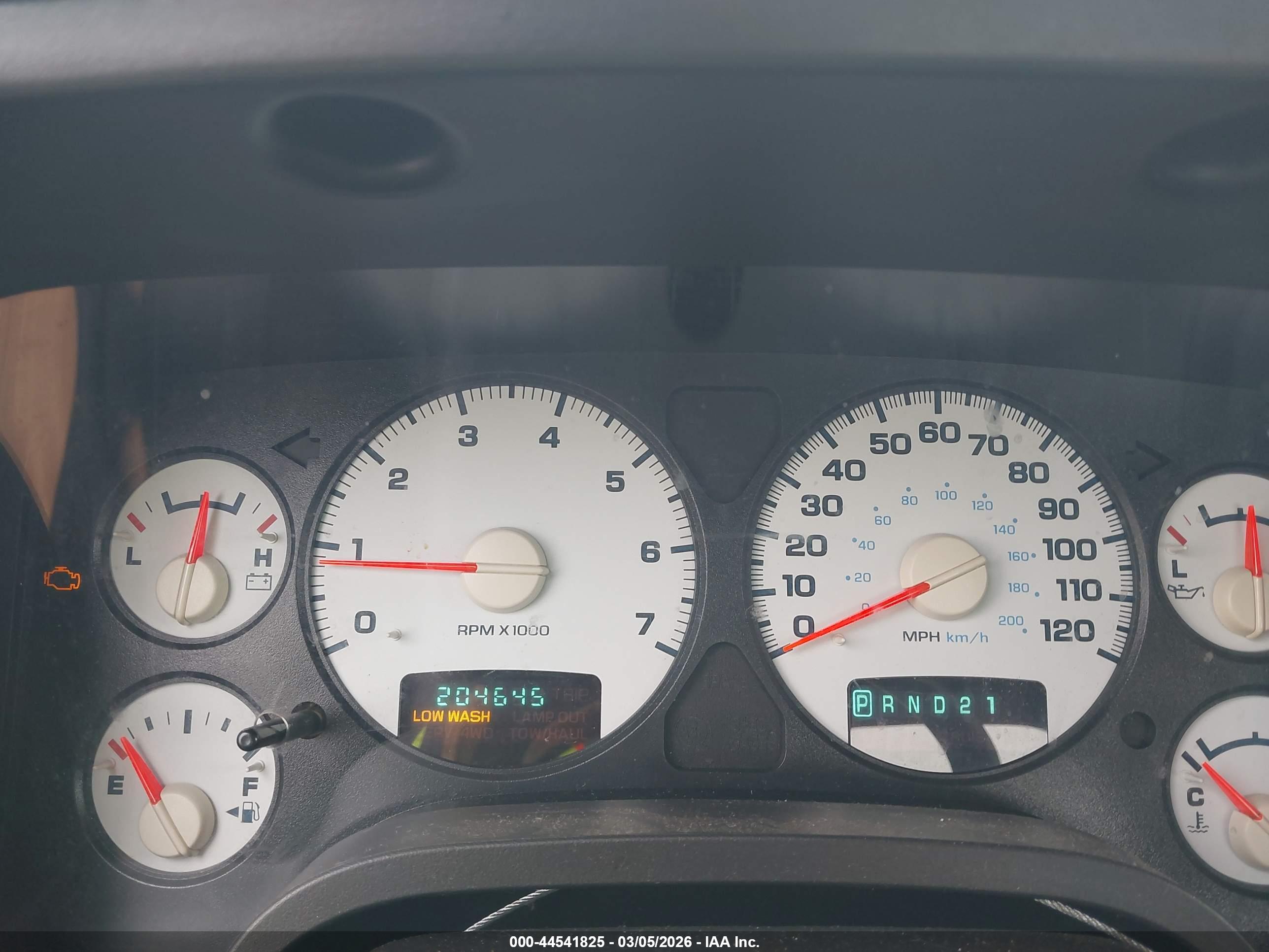 DODGE RAM image 7