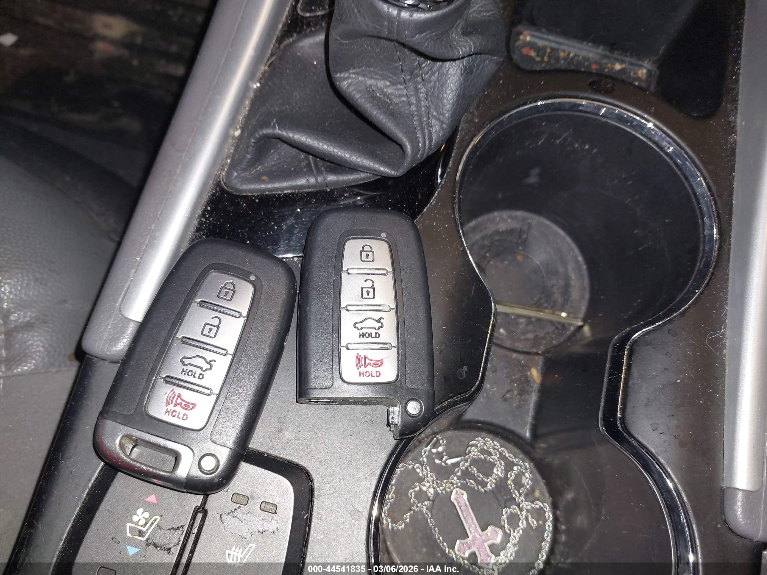 HYUNDAI SONATA image 11