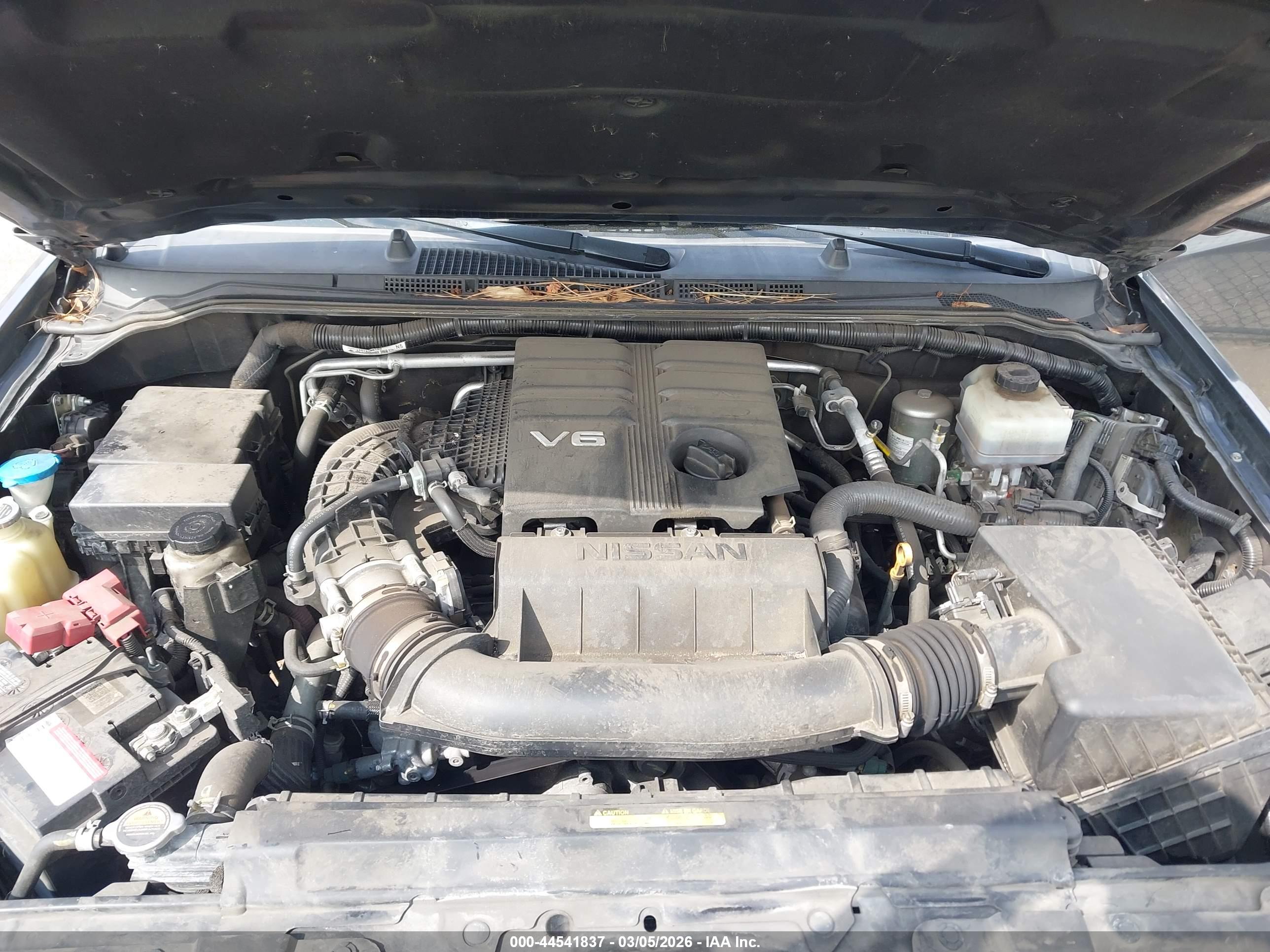 NISSAN FRONTIER image 10