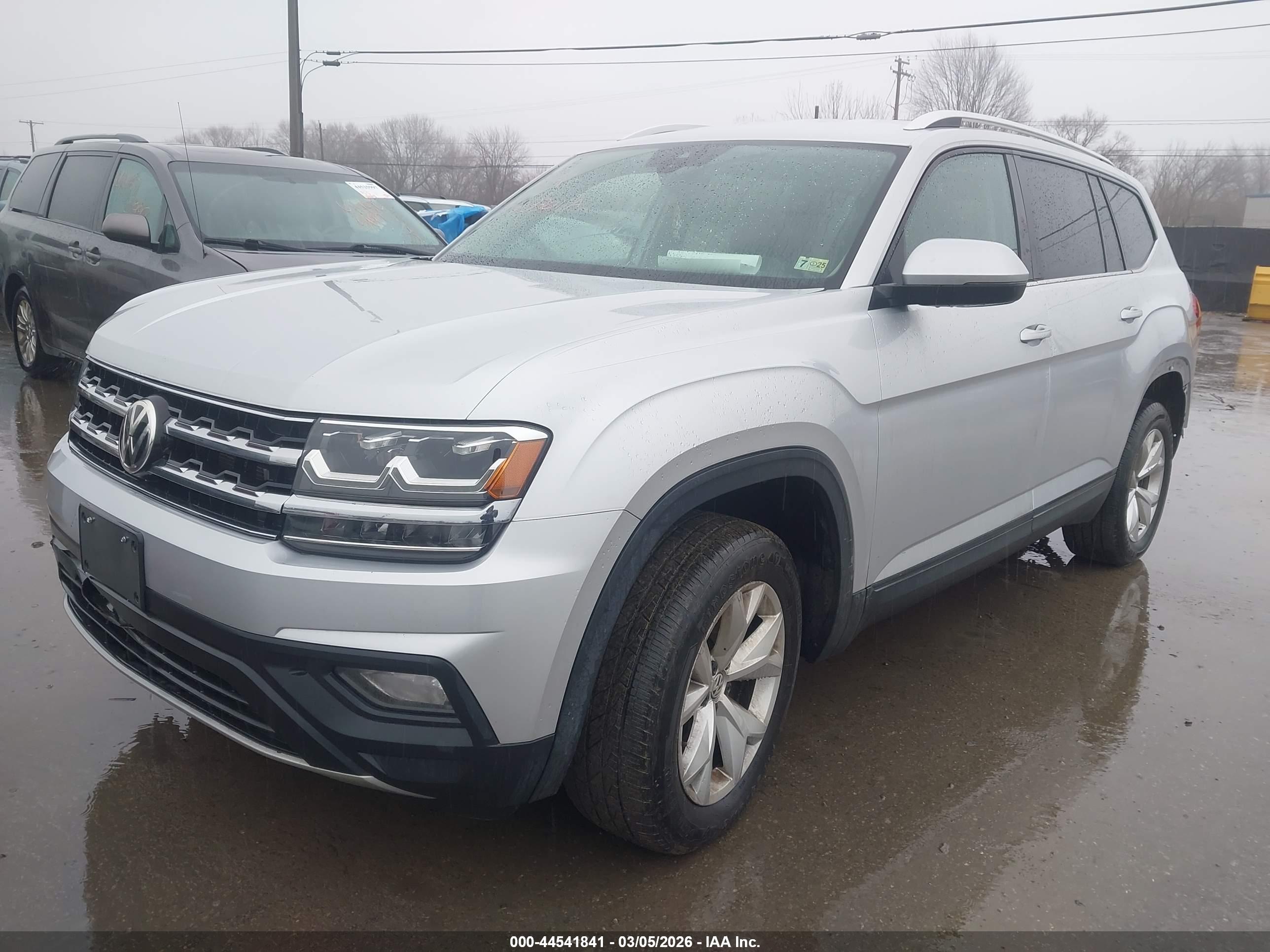 VOLKSWAGEN ATLAS image 2
