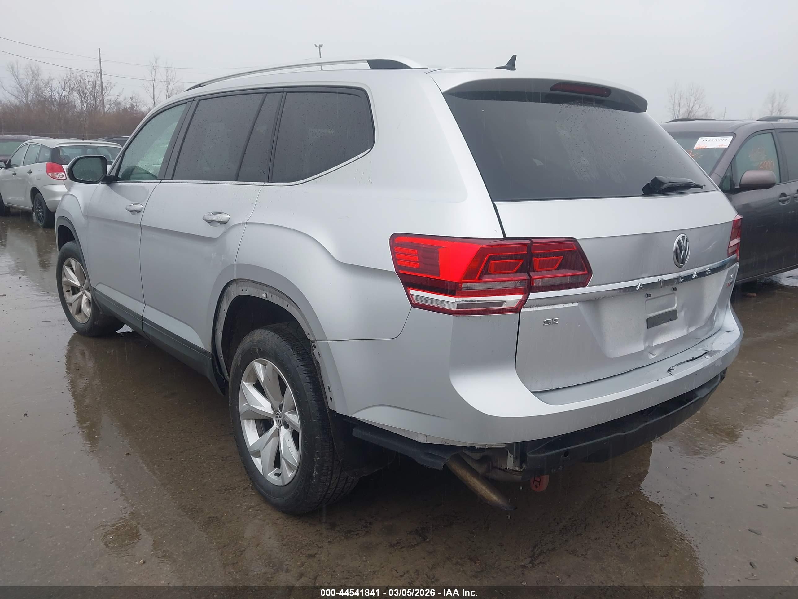 VOLKSWAGEN ATLAS image 3