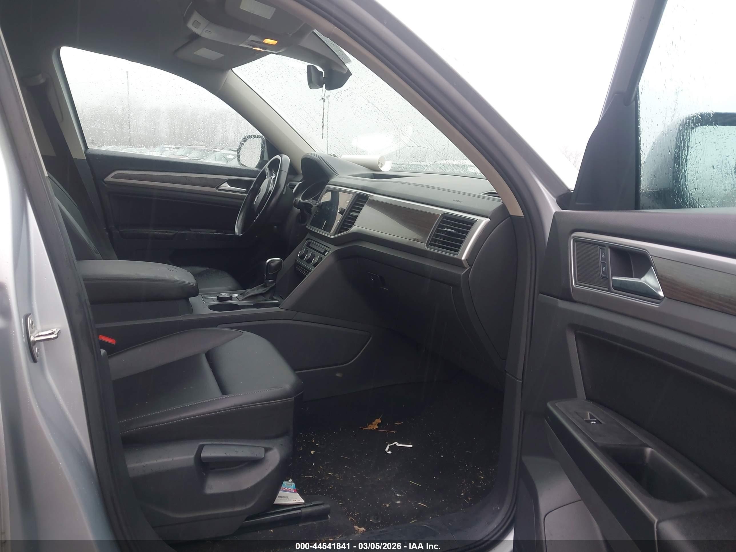 VOLKSWAGEN ATLAS image 5