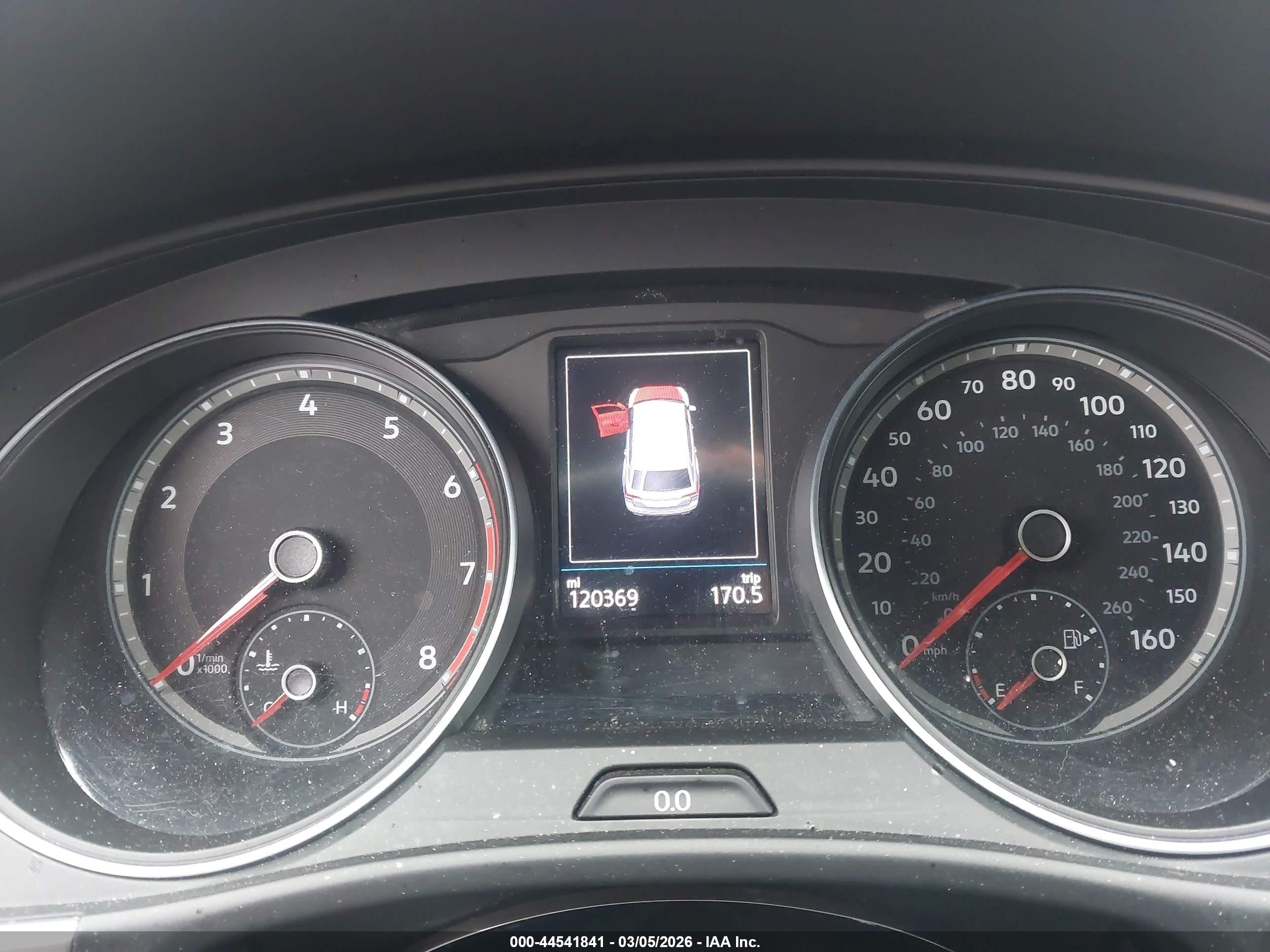 VOLKSWAGEN ATLAS image 7