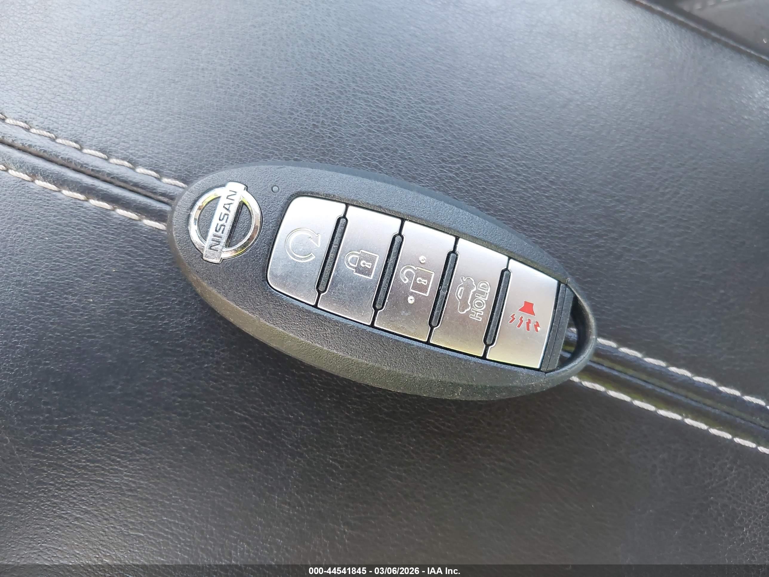 NISSAN ALTIMA image 11