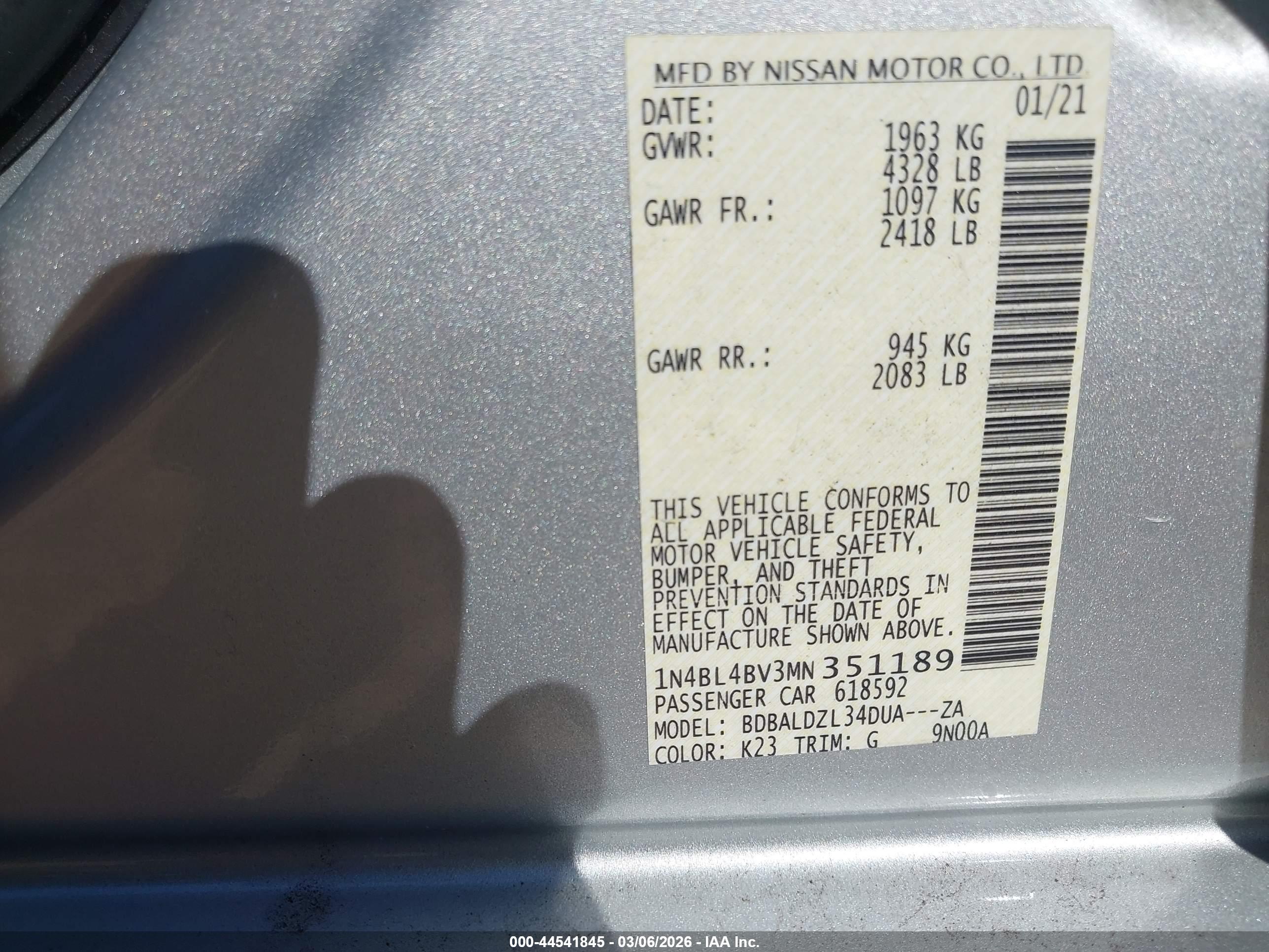 NISSAN ALTIMA image 9