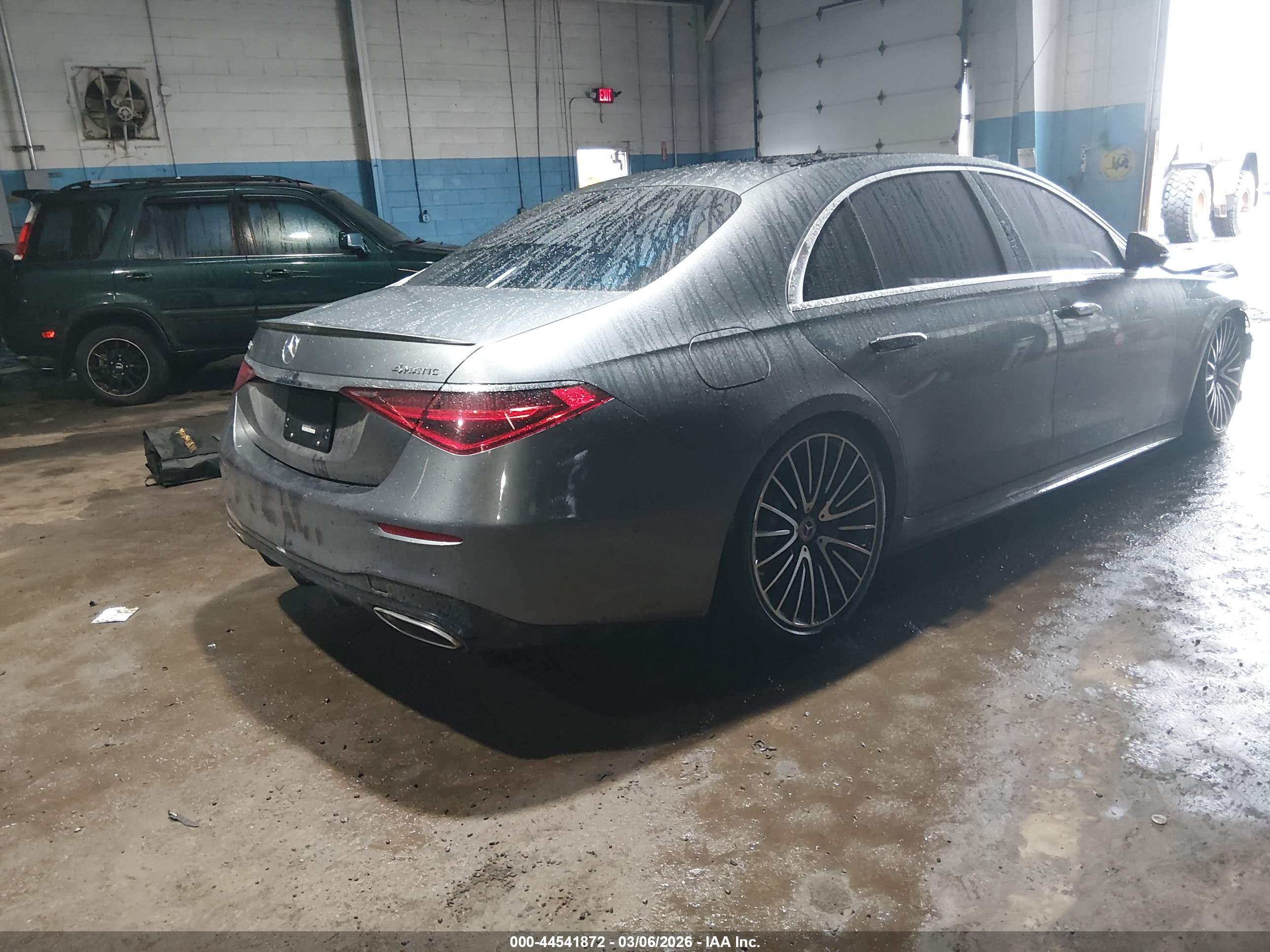 MERCEDES-BENZ S image 4