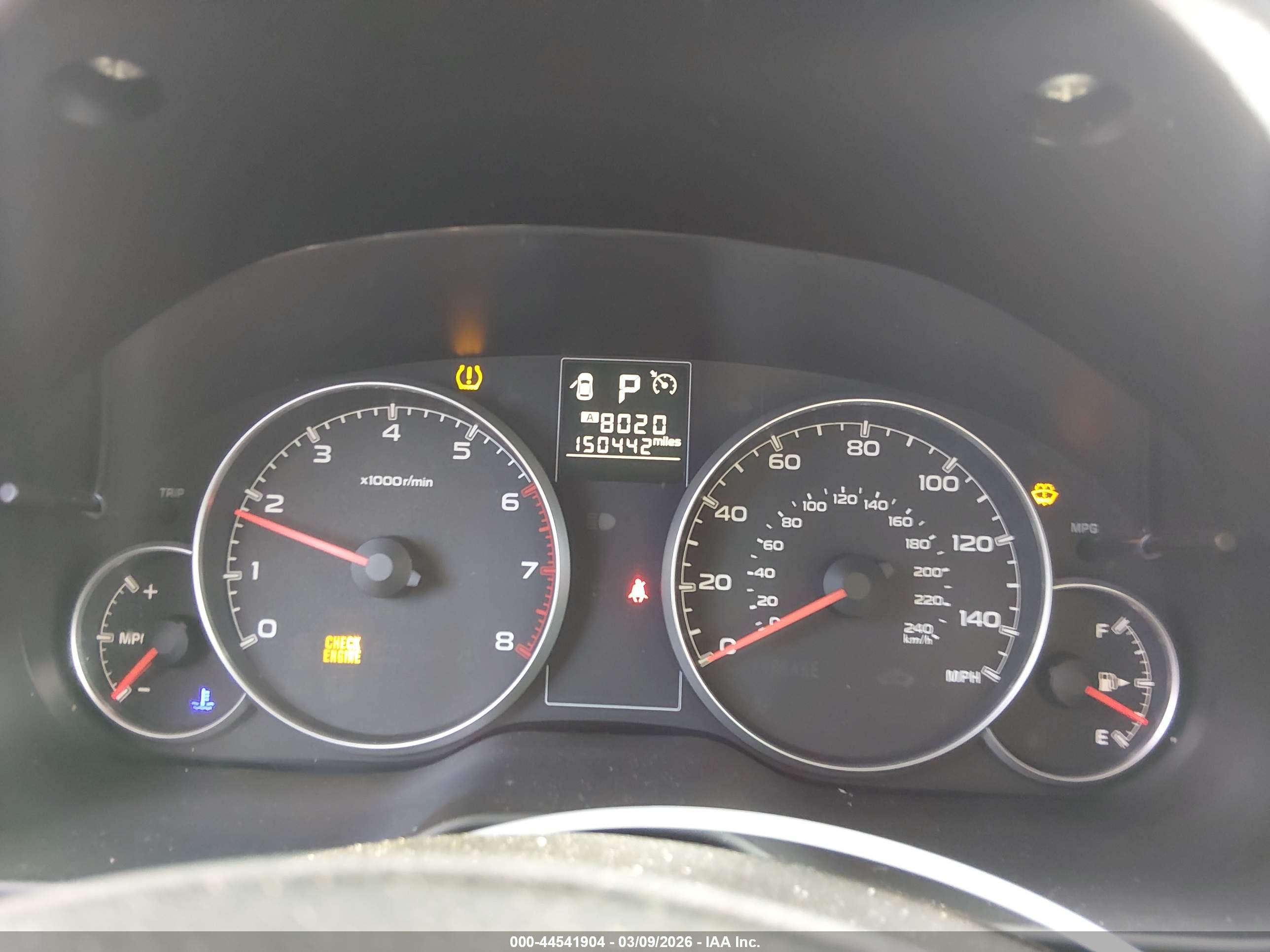 SUBARU OUTBACK image 7