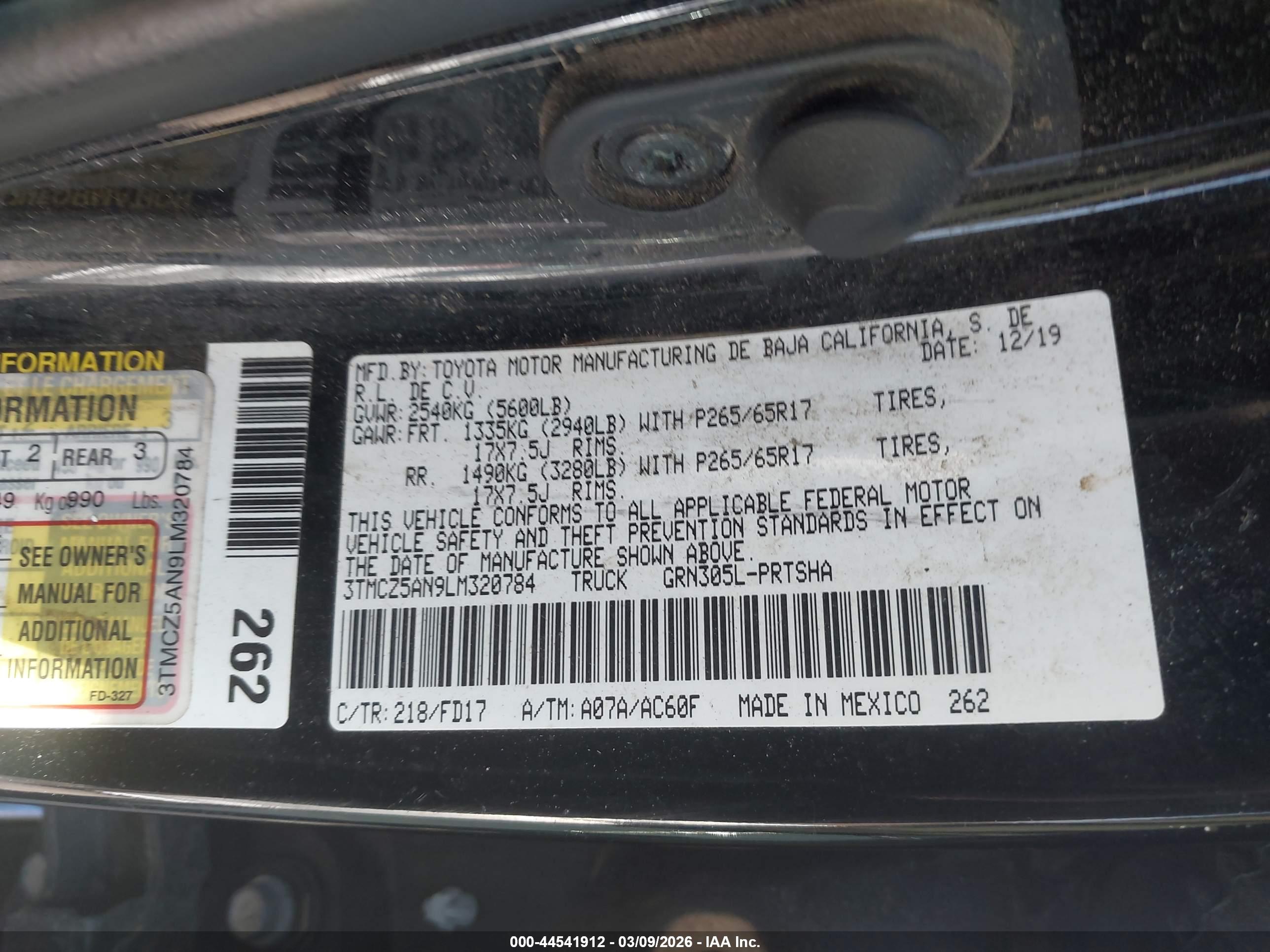 TOYOTA TACOMA image 9