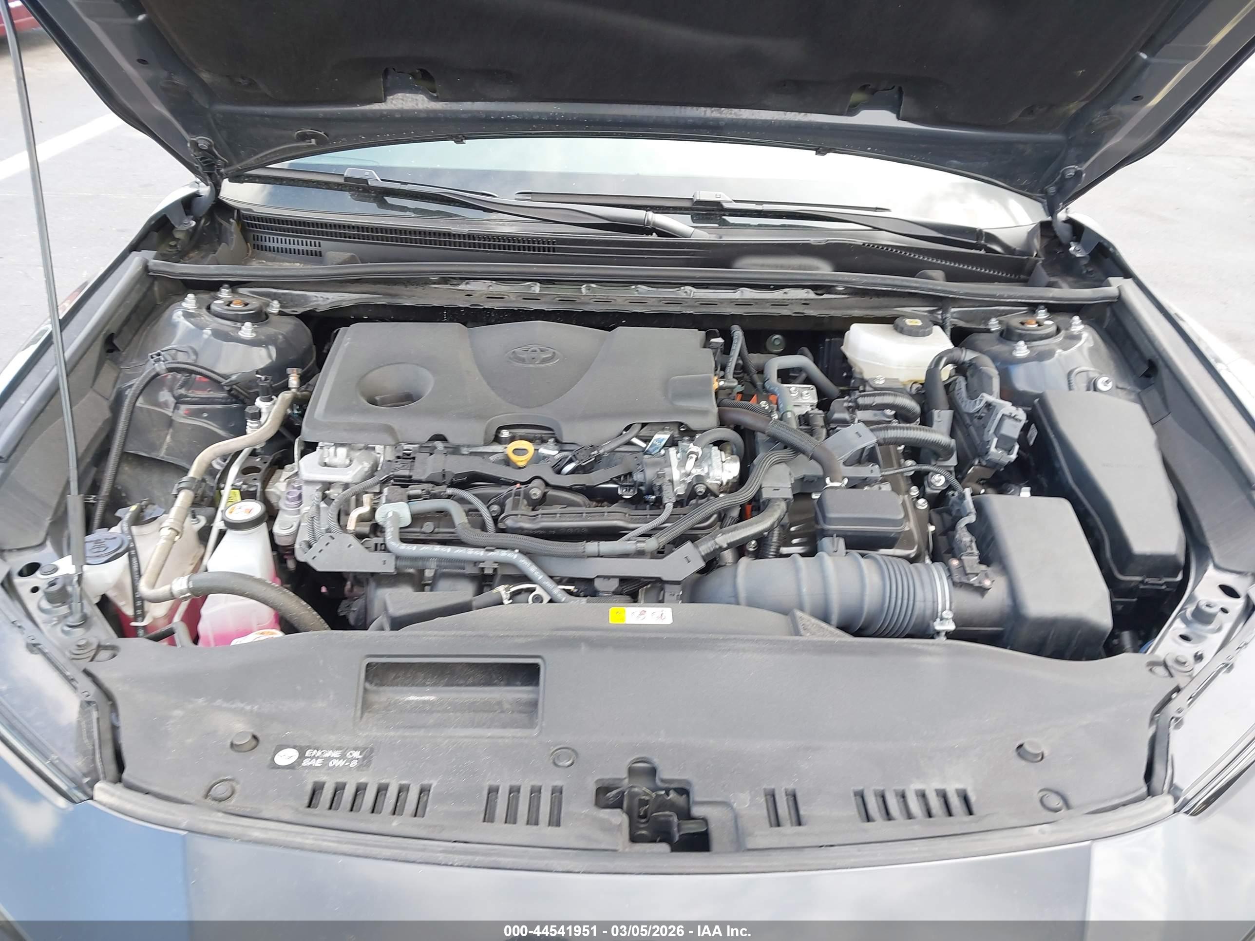 TOYOTA CAMRY image 10