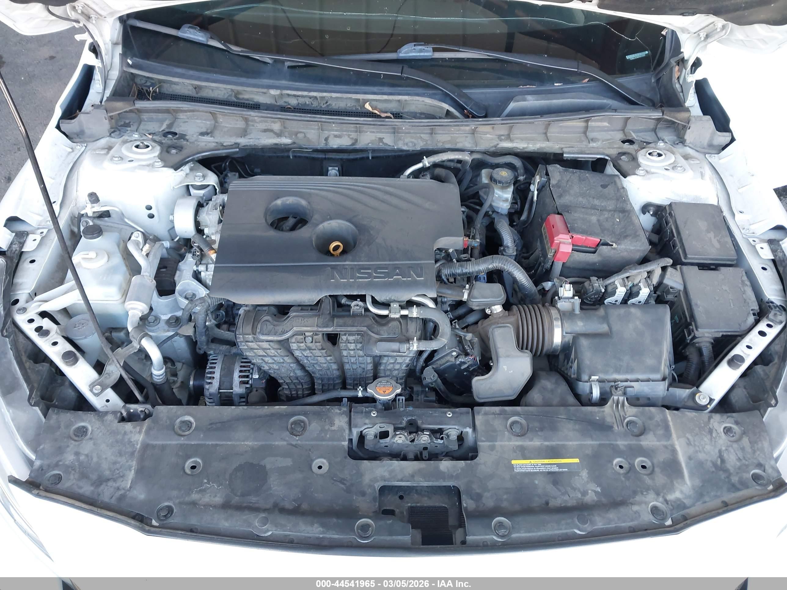 NISSAN ALTIMA image 10