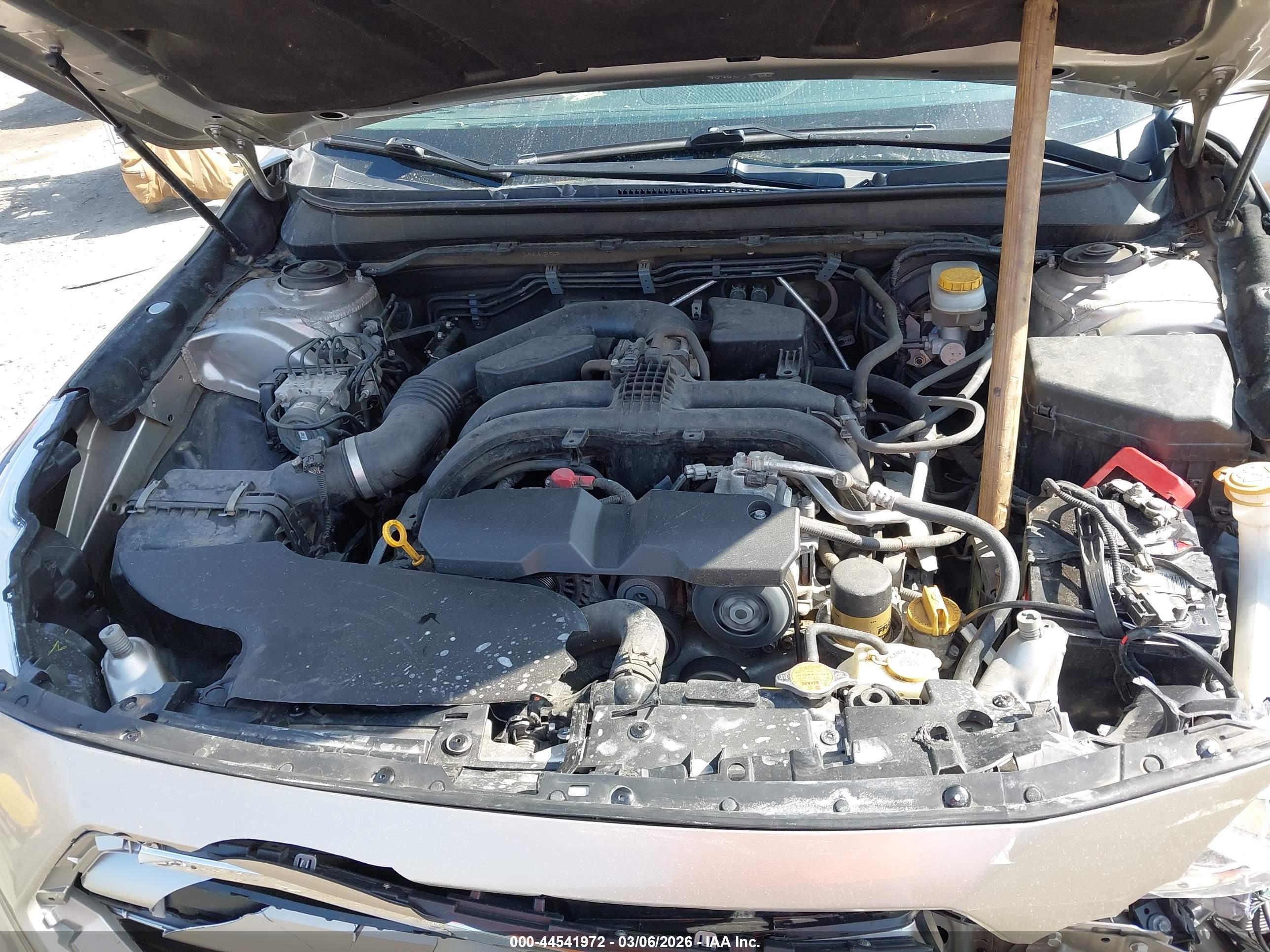 SUBARU LEGACY image 10
