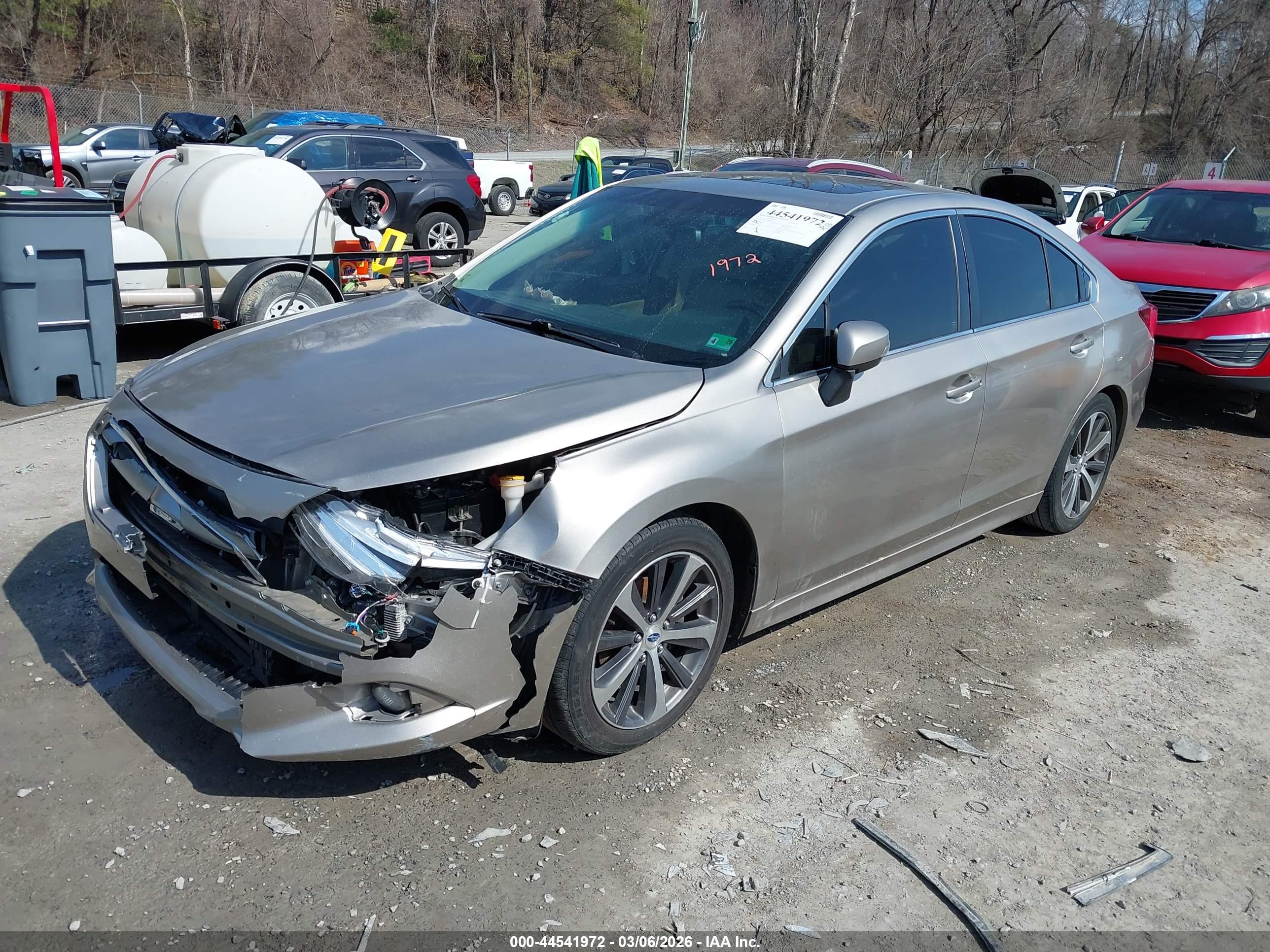 SUBARU LEGACY image 2