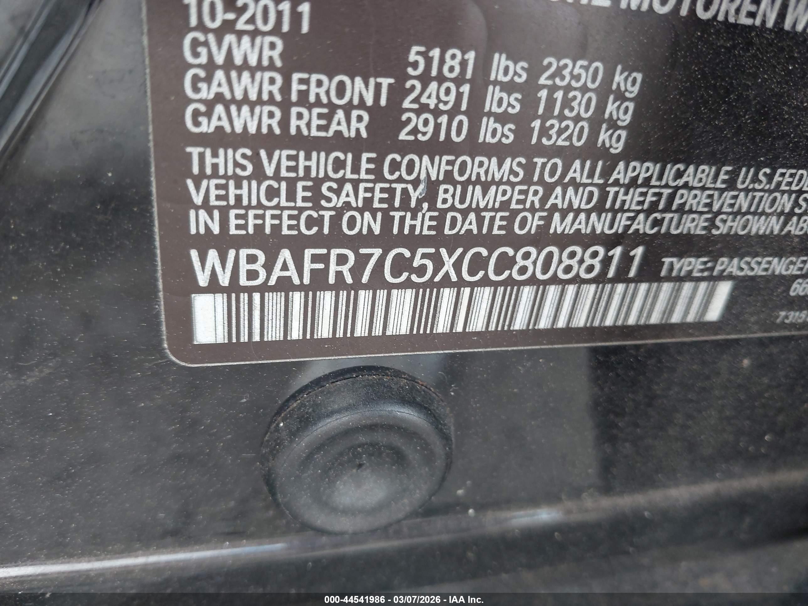 BMW 535I image 9