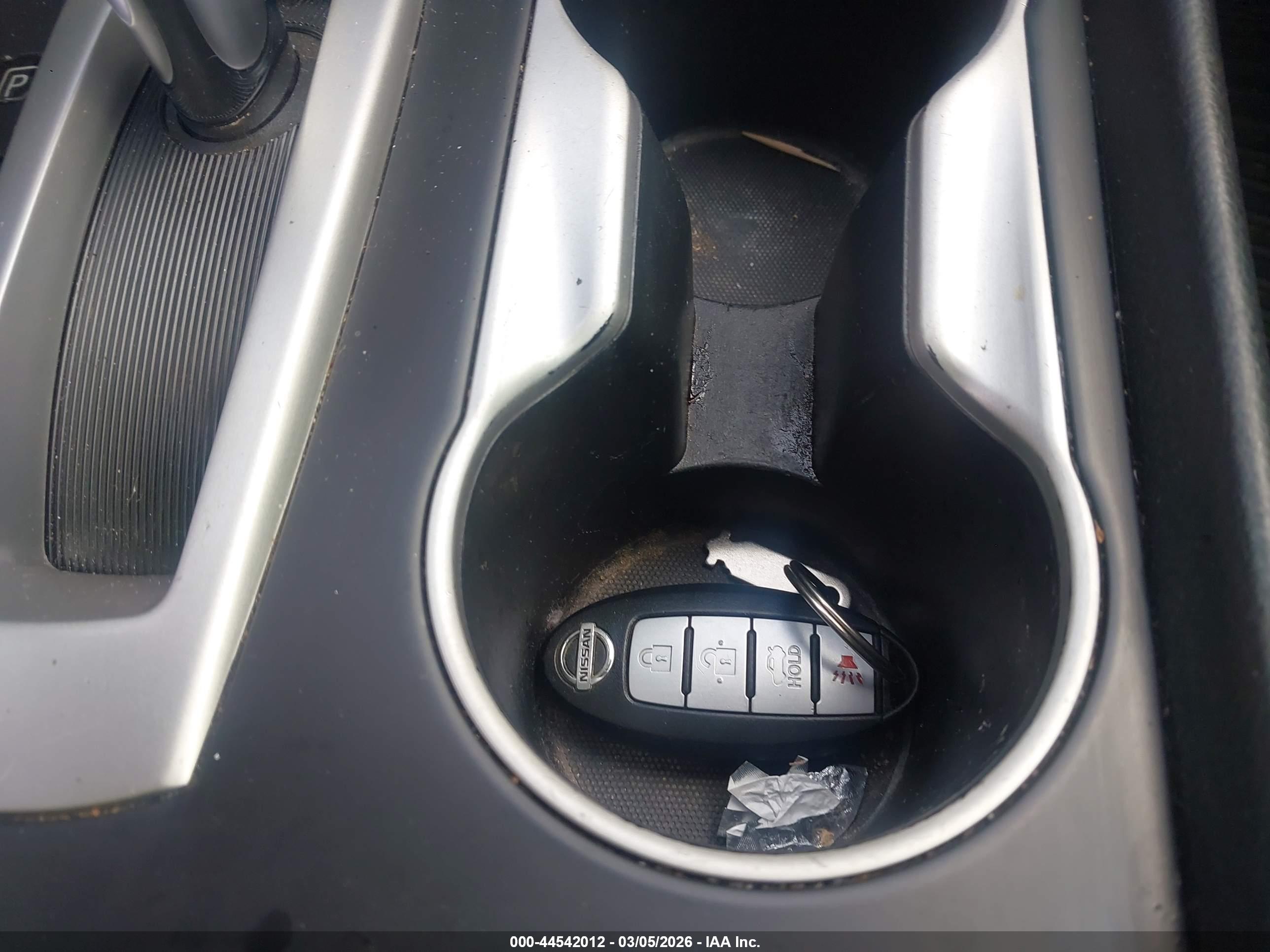 NISSAN ALTIMA image 11