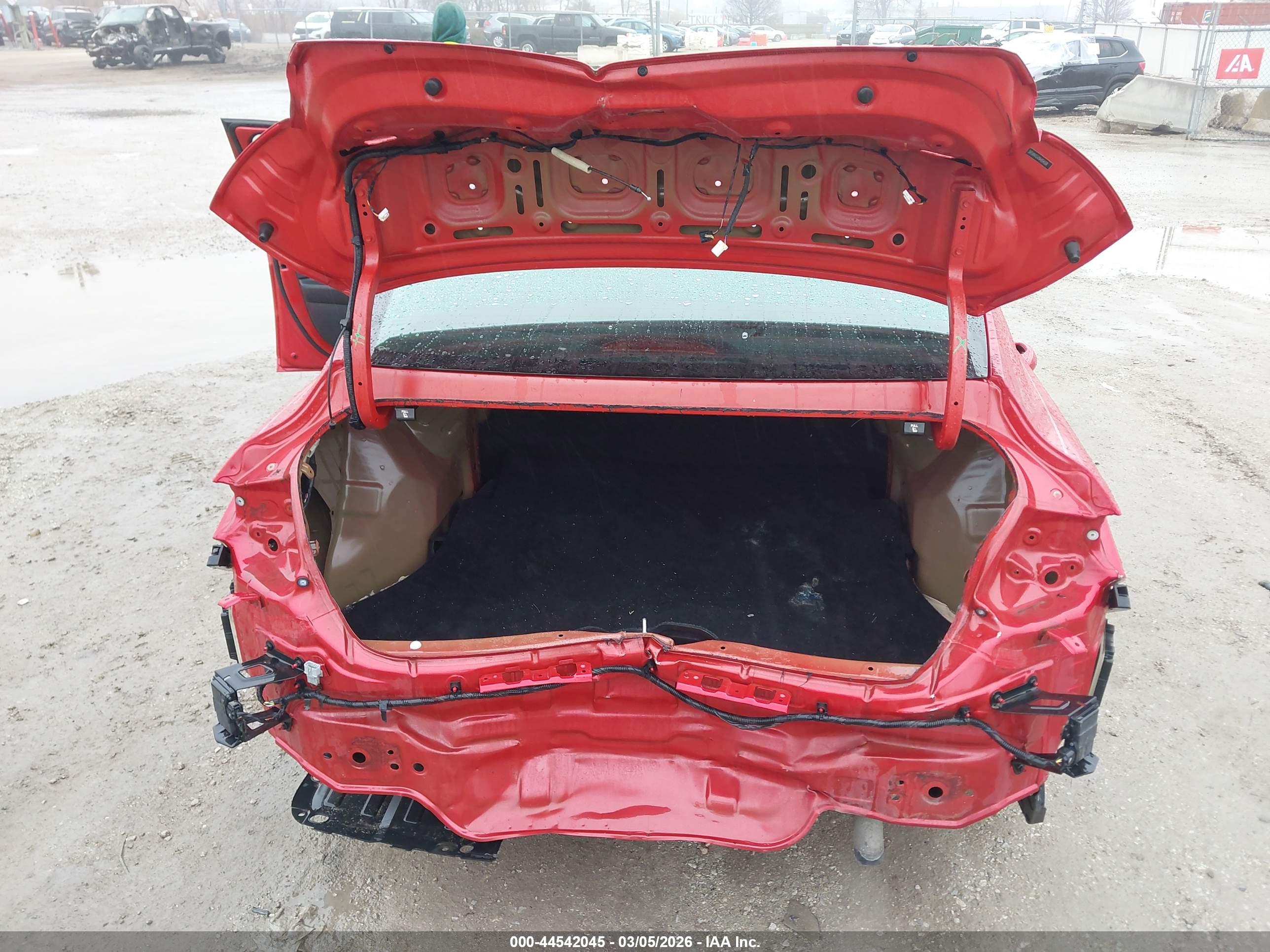 HYUNDAI ELANTRA image 6
