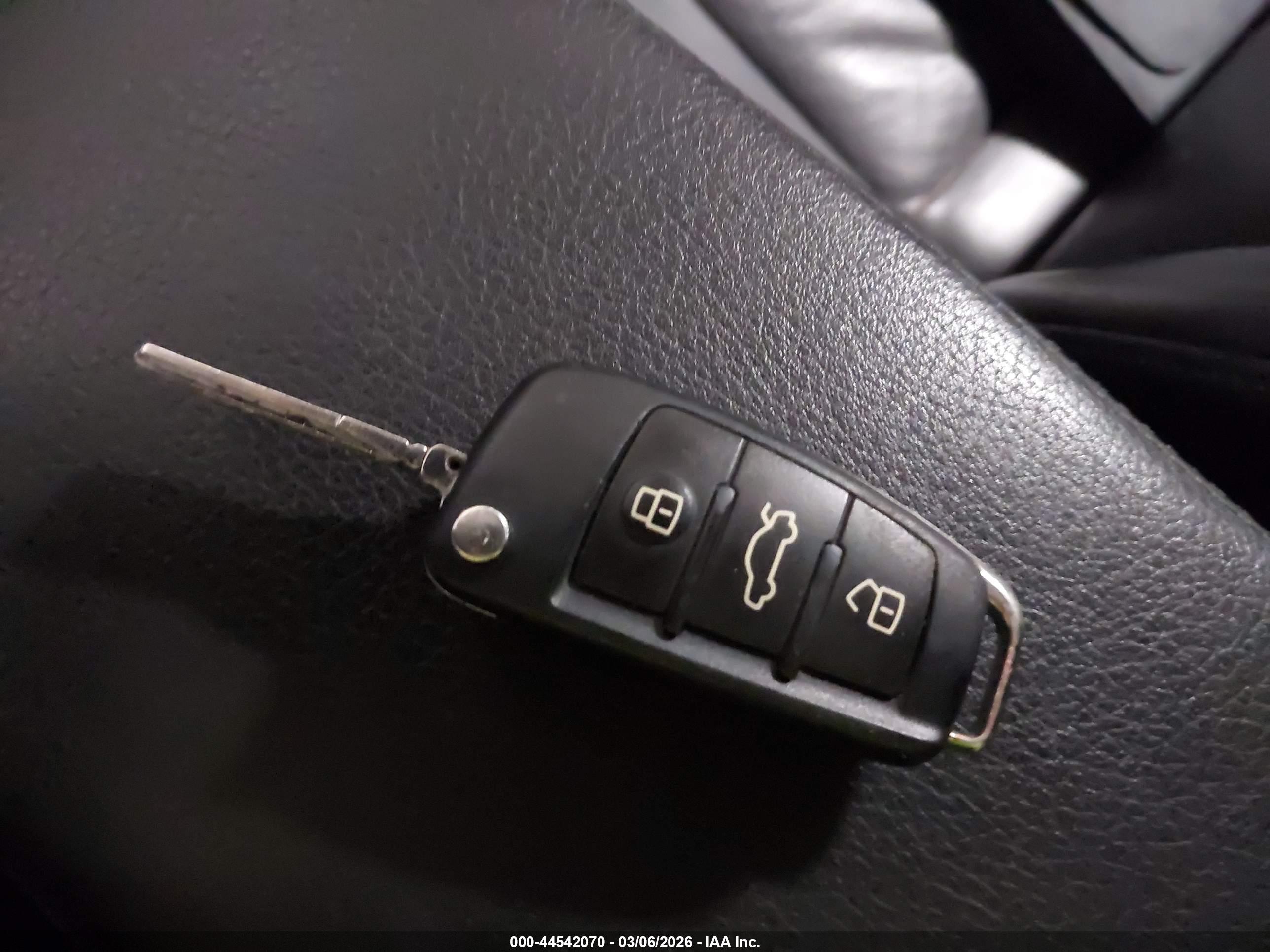 AUDI A6 image 11