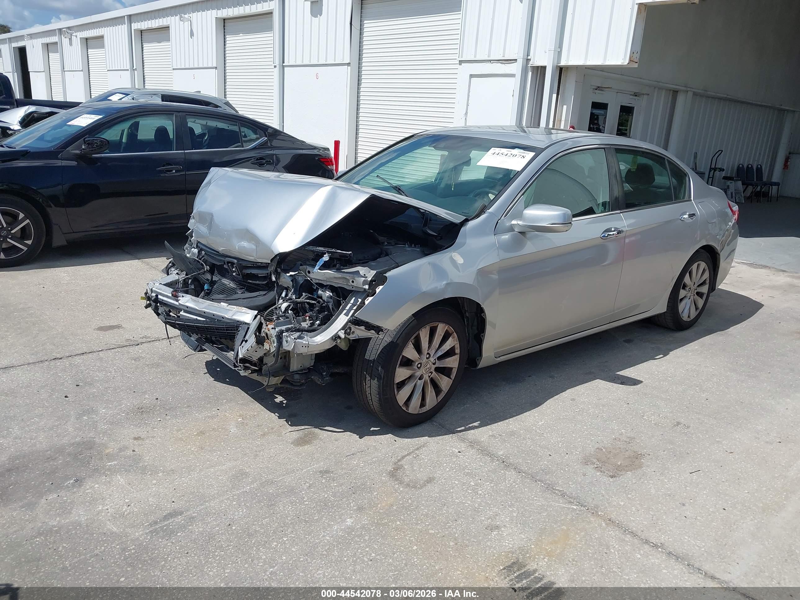 HONDA ACCORD image 2