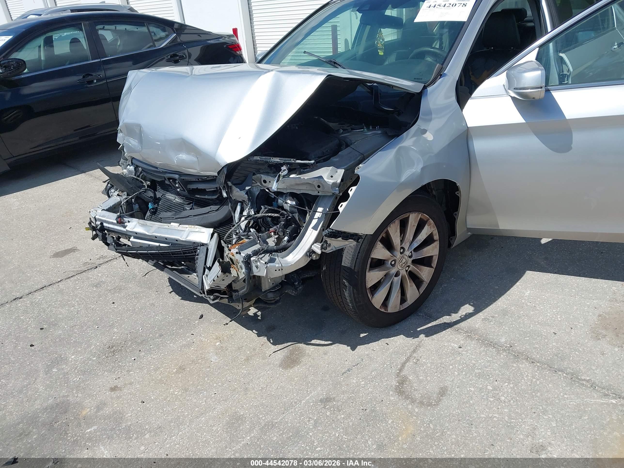 HONDA ACCORD image 6