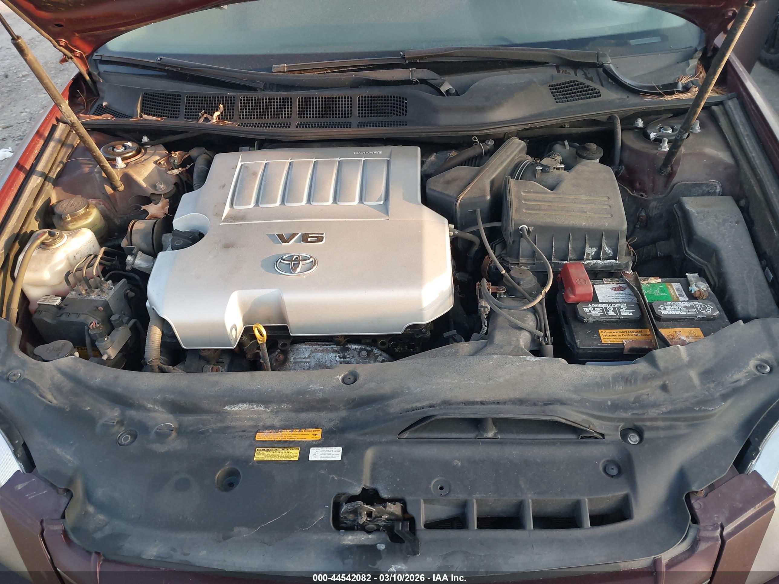 TOYOTA AVALON image 10