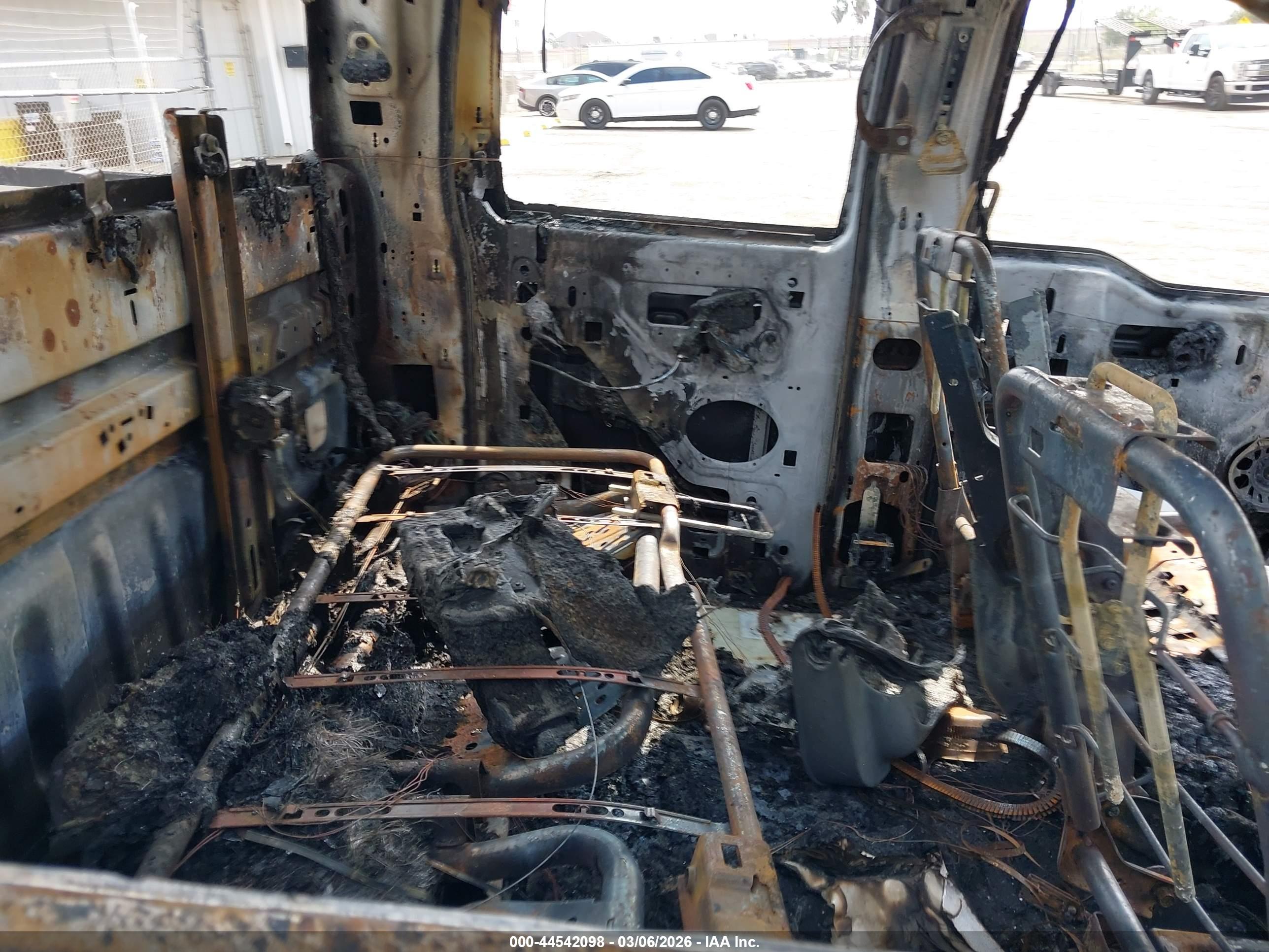 FORD F-150 image 8