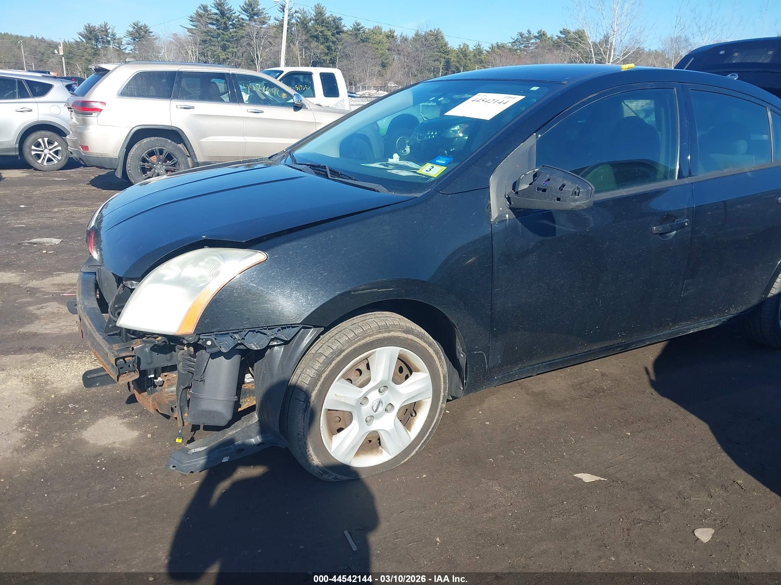 NISSAN SENTRA image 2