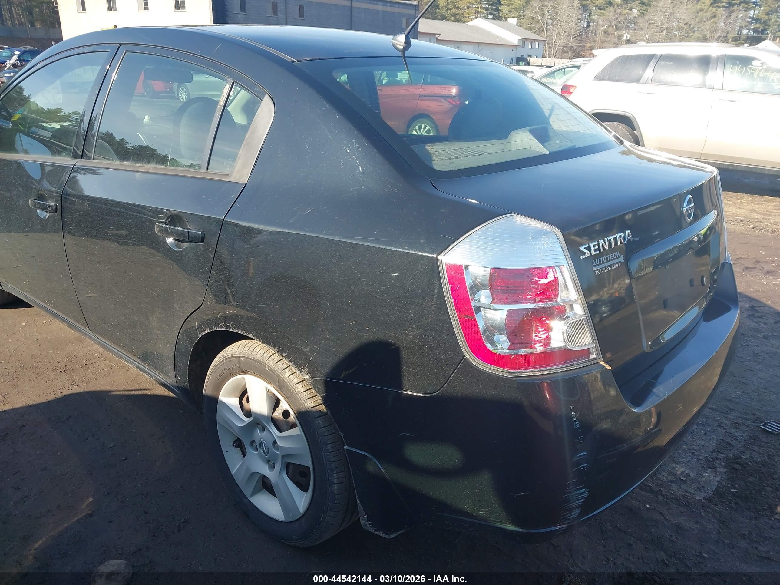 NISSAN SENTRA image 3
