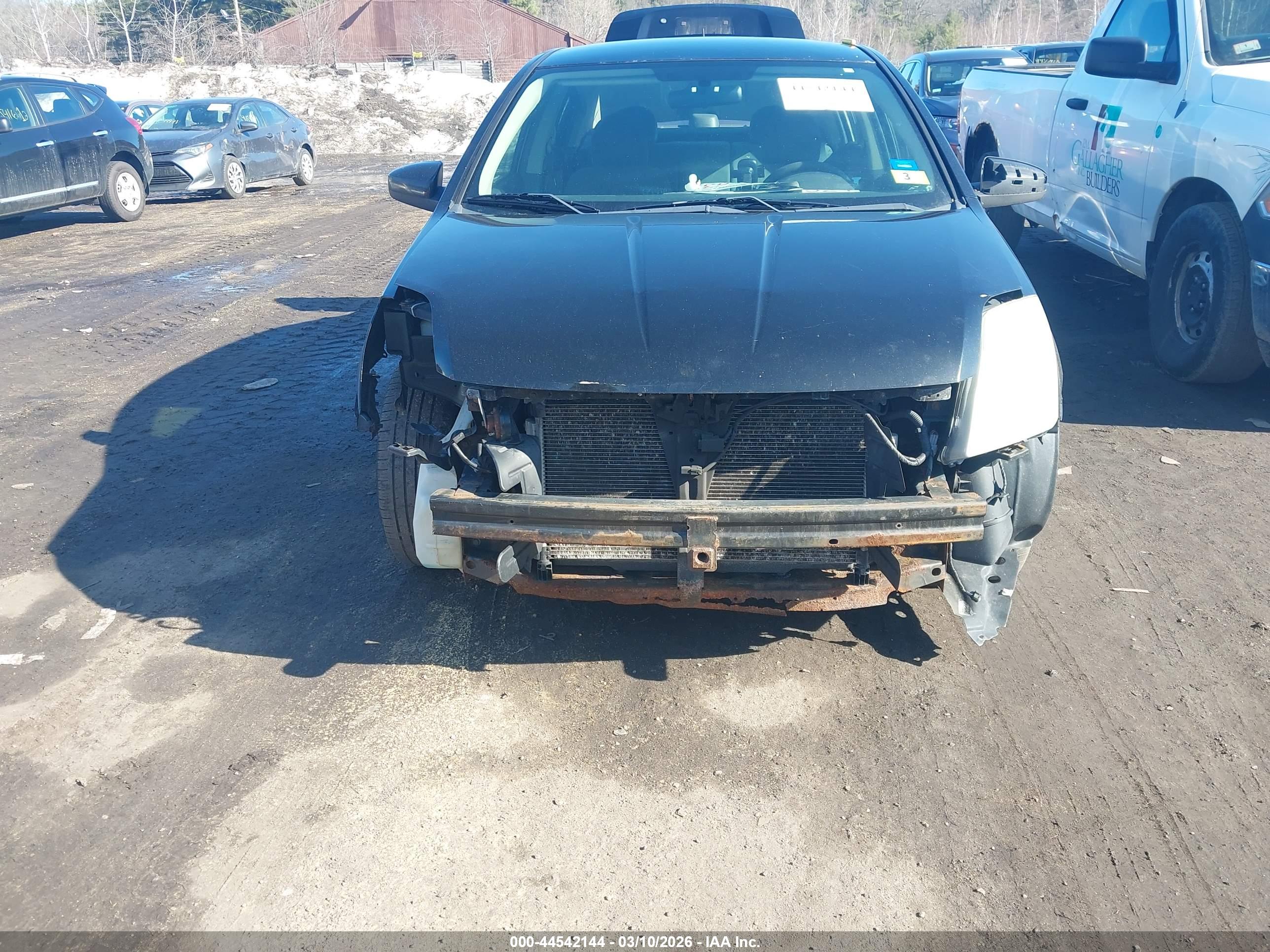 NISSAN SENTRA image 6