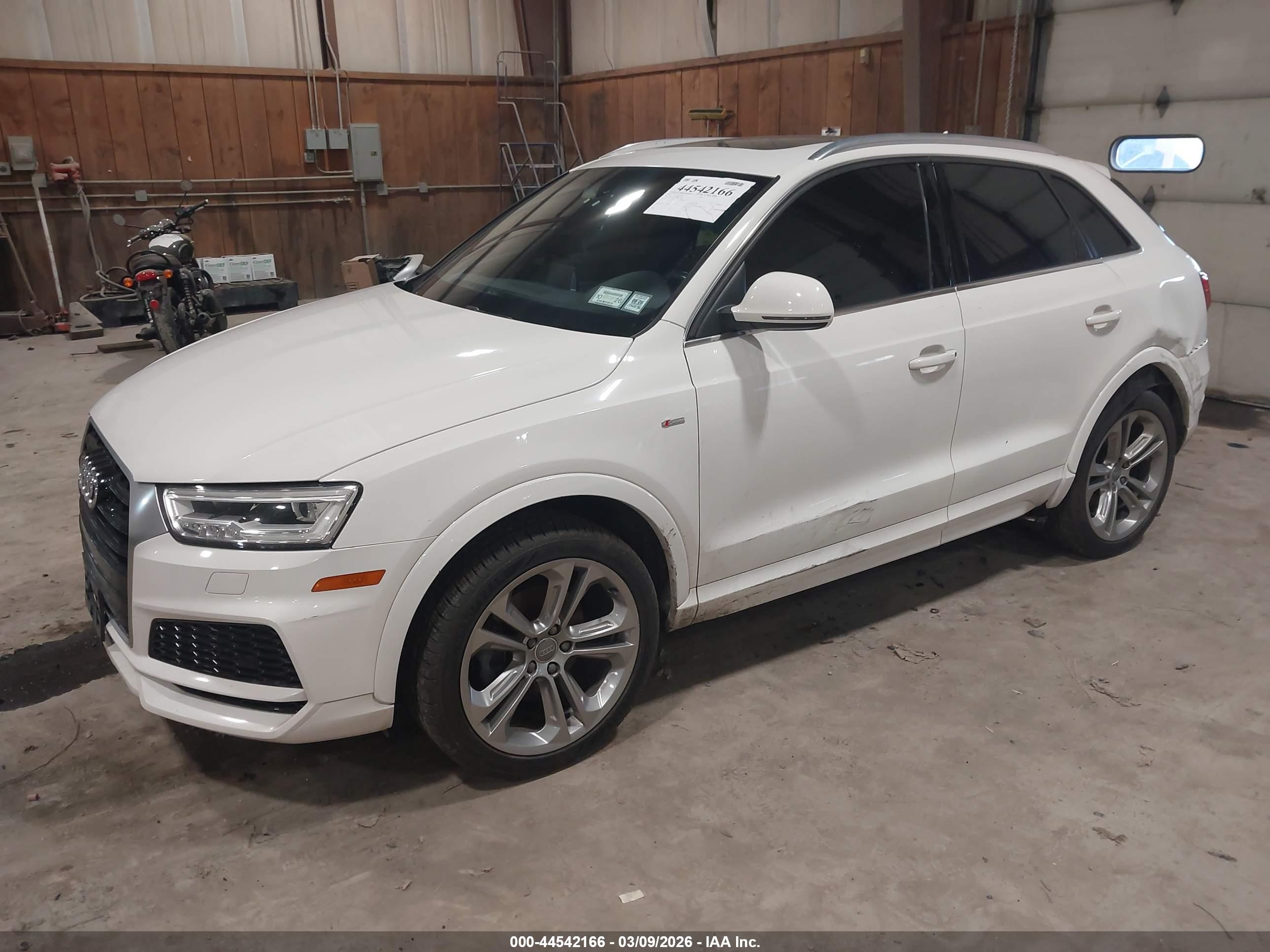 AUDI Q3 image 2