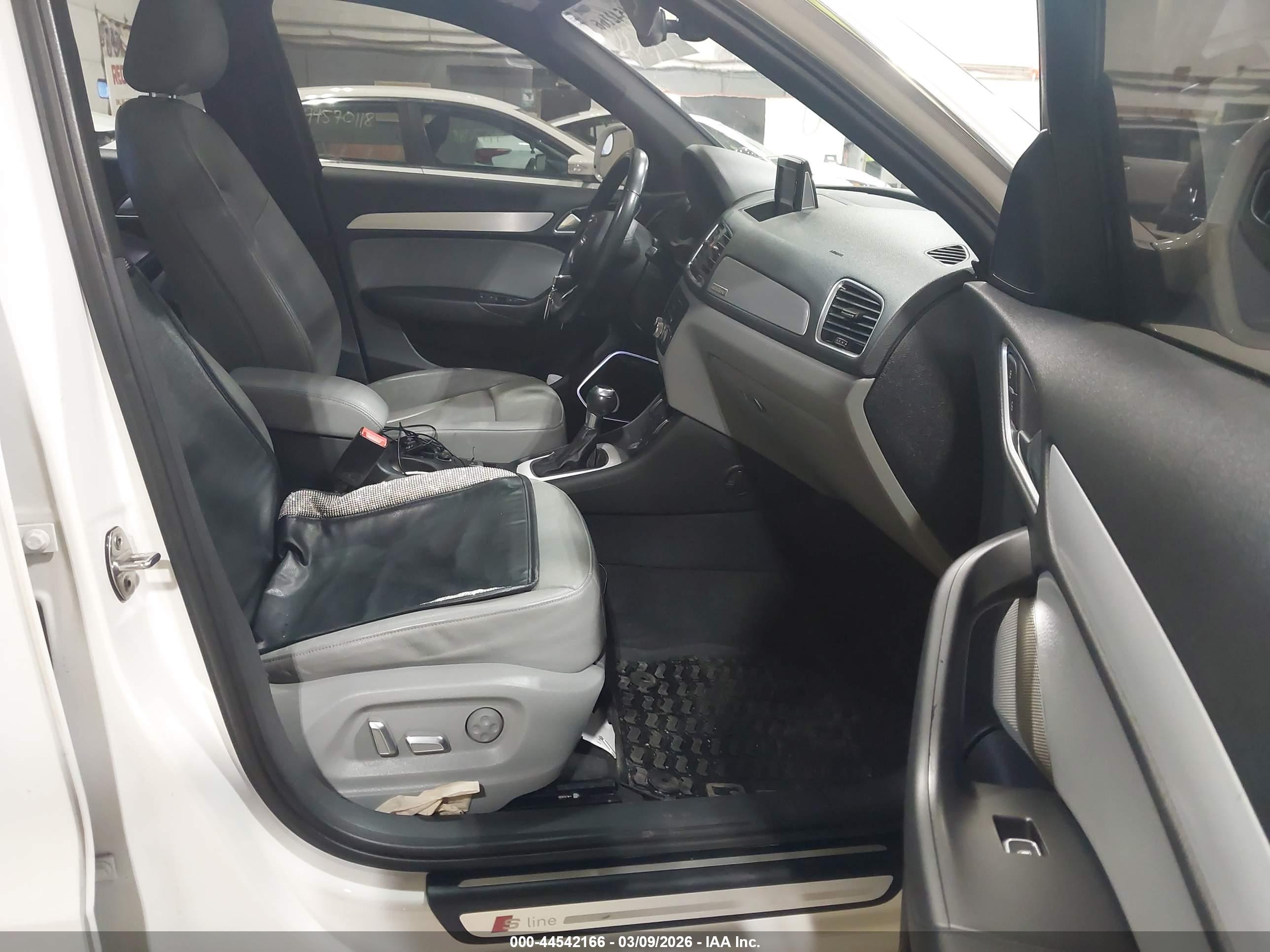 AUDI Q3 image 5