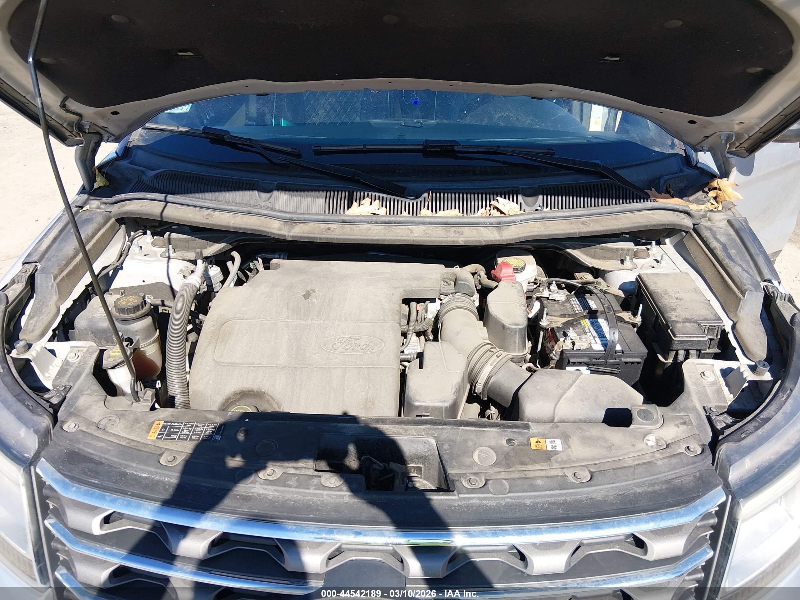FORD EXPLORER image 10